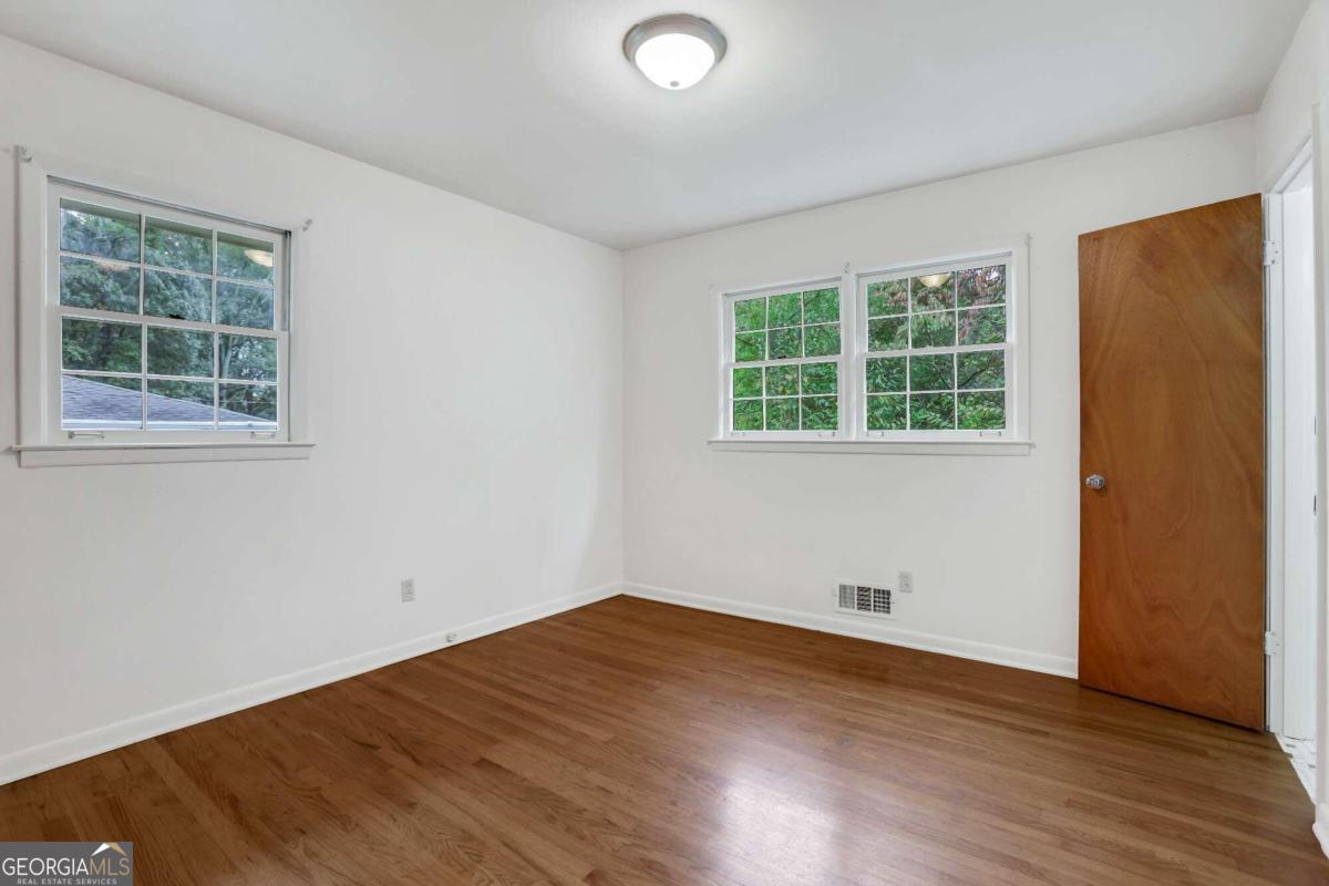 3425 New Macland Road Property Photo 24