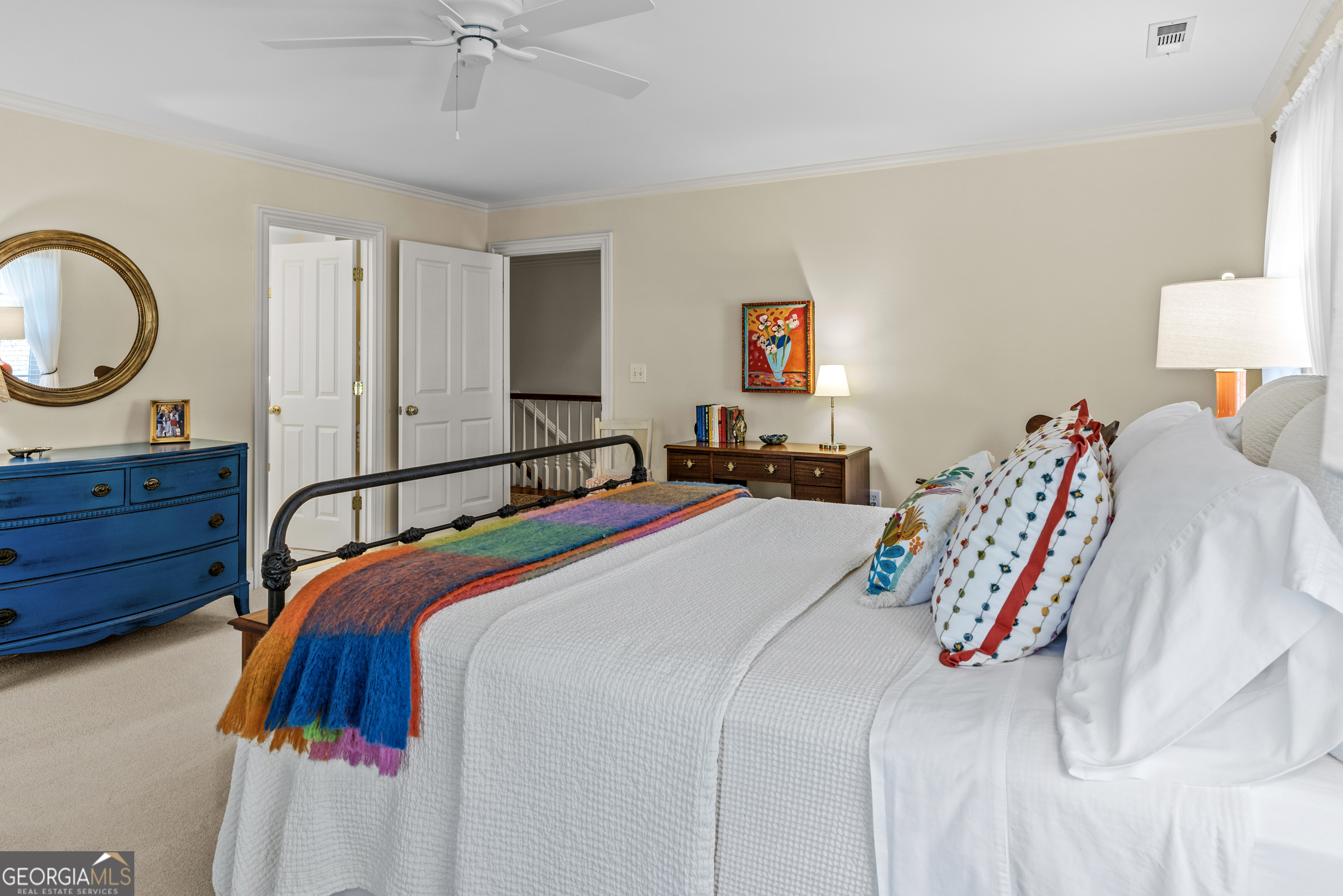 665 E Walton Street Property Photo 43