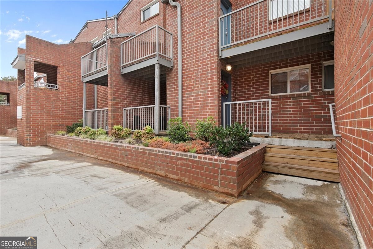 387 Ralph Mcgill Boulevard Ne # K Property Photo 2