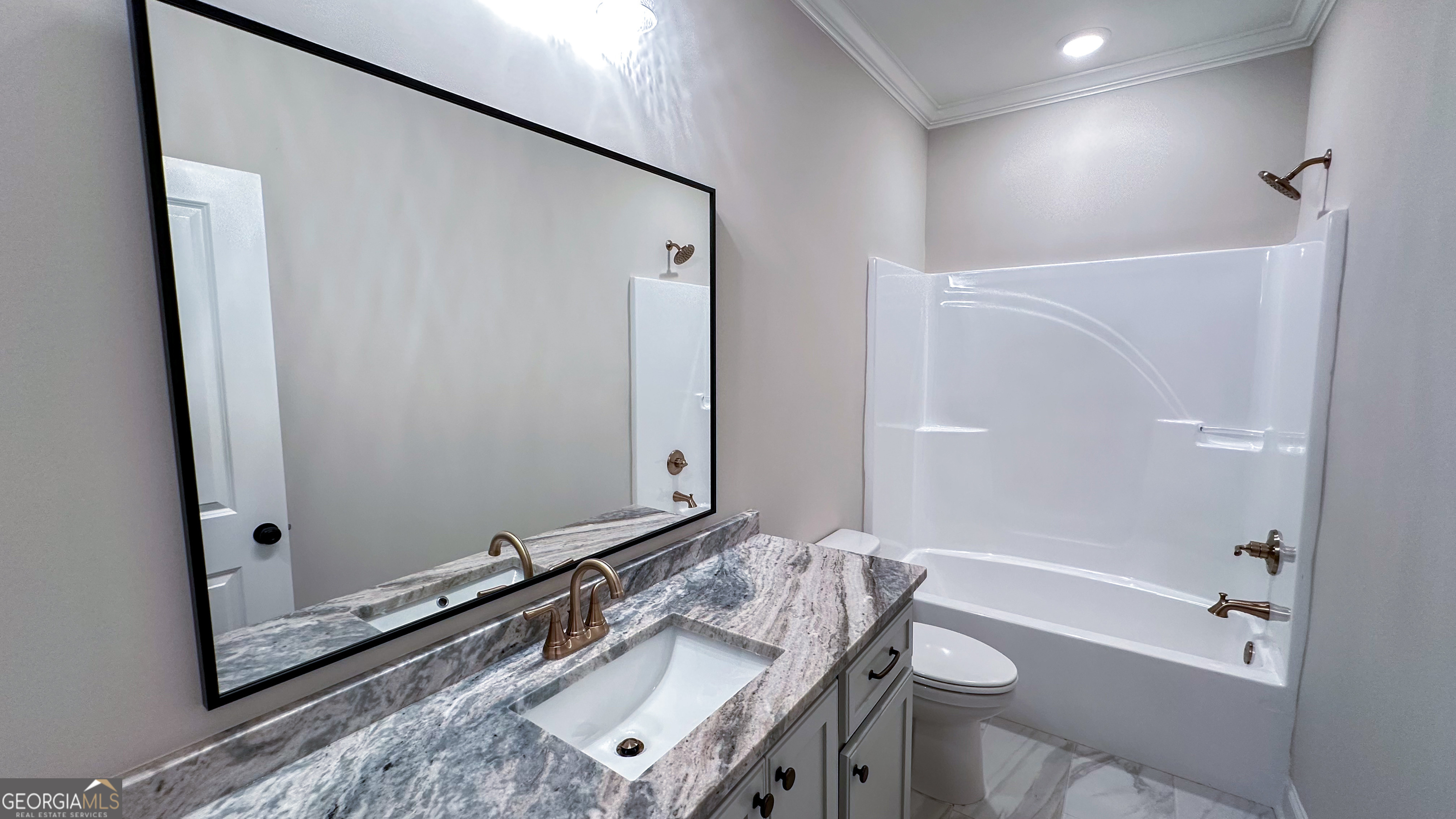 120 Champagne Drive Property Photo 20