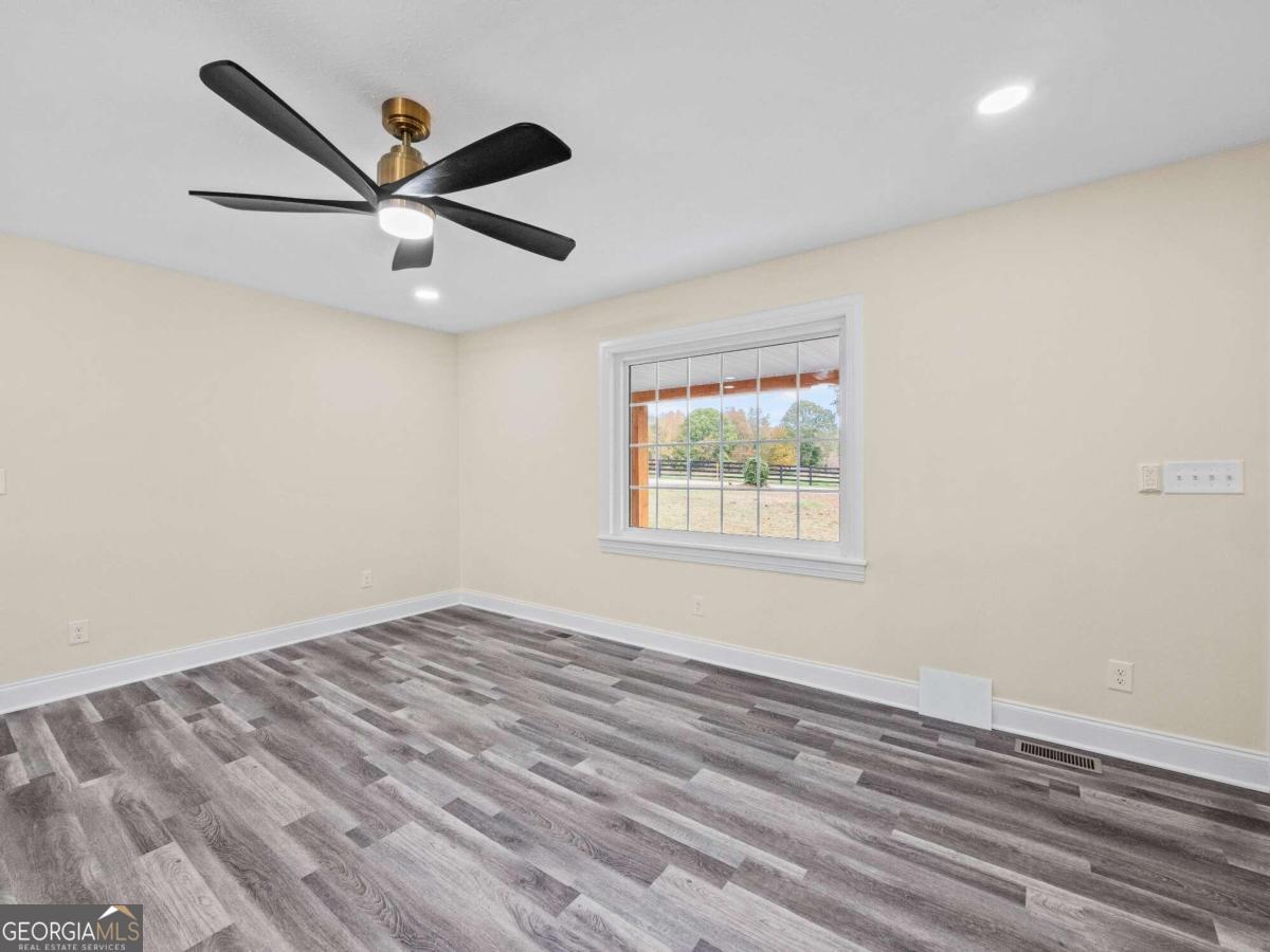 239 Brown Drive Property Photo 16