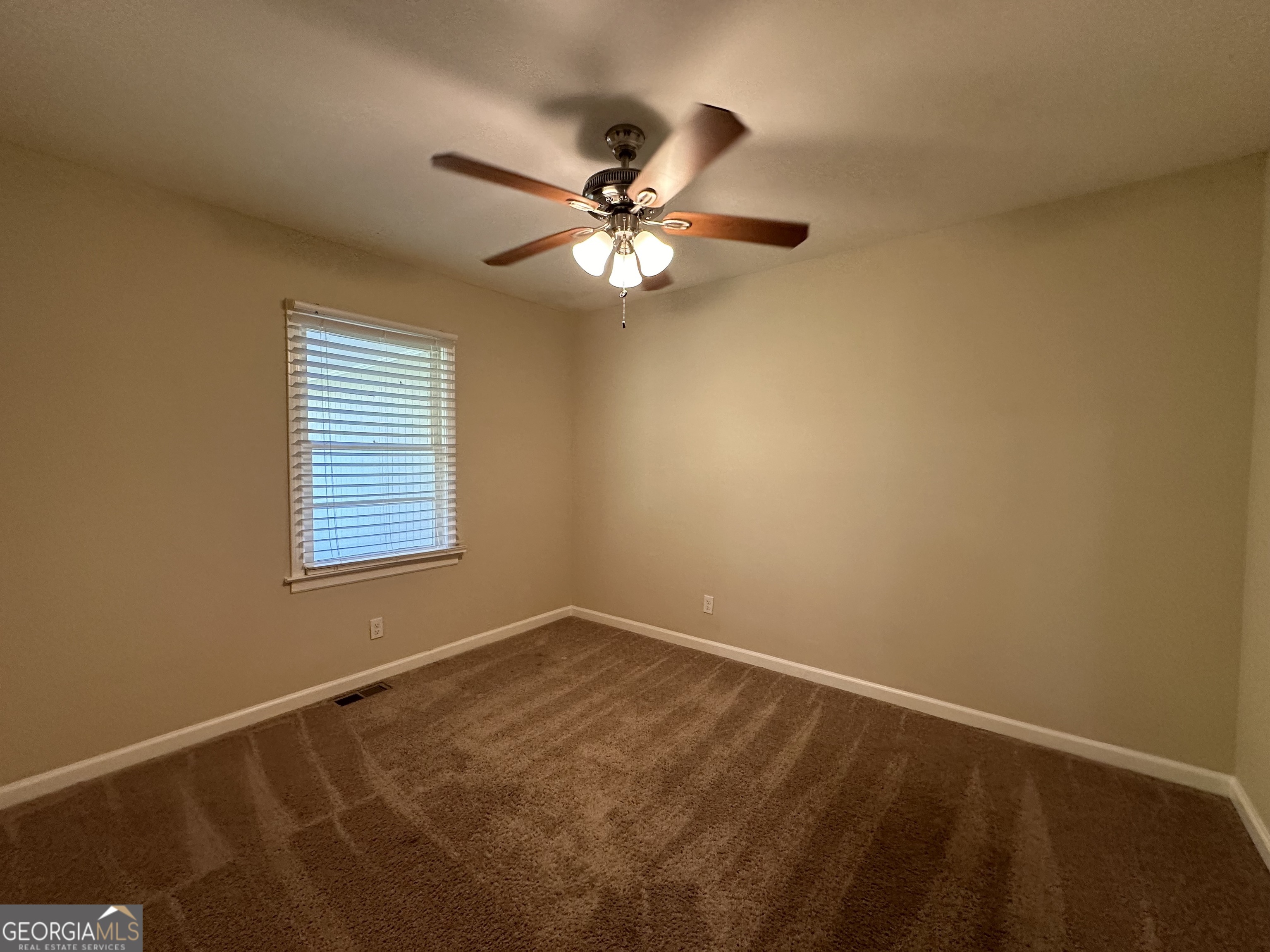 4778 Glenwood Road Property Photo 7