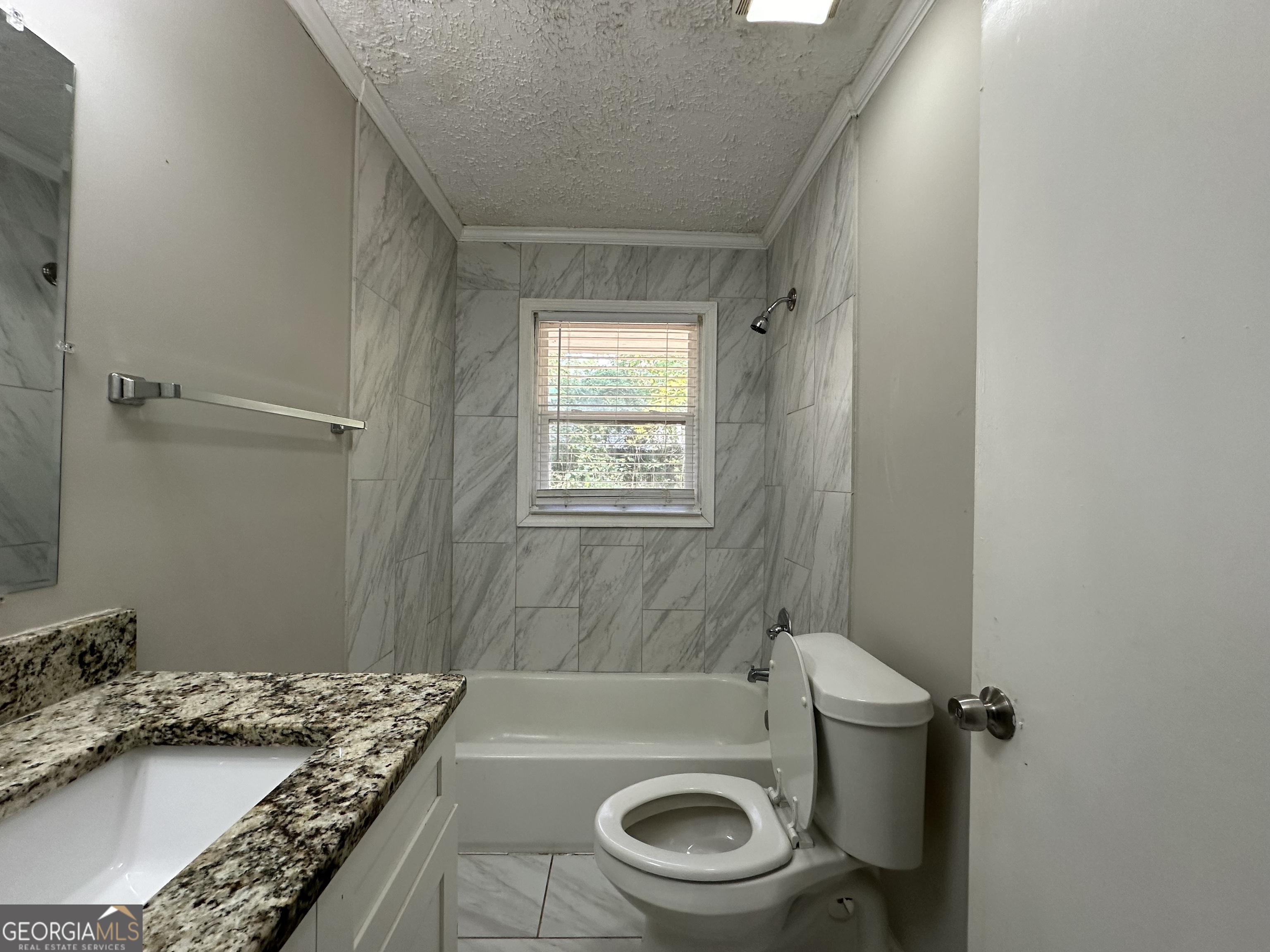 3564 Glenwood Road Property Photo 7
