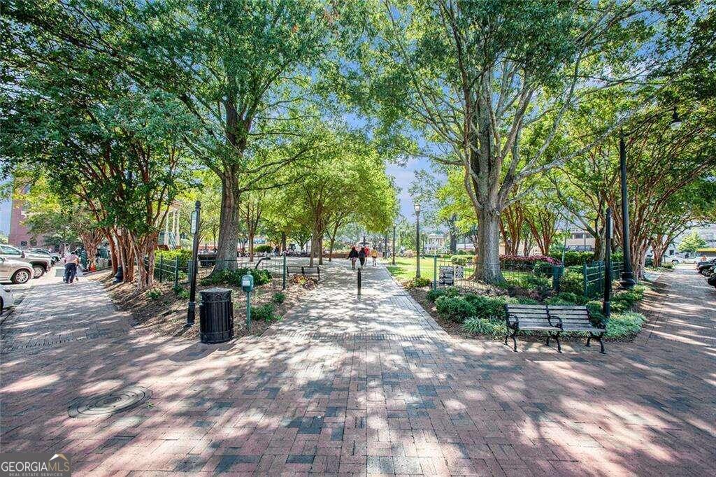 1525 Burberry Alley Property Photo 35