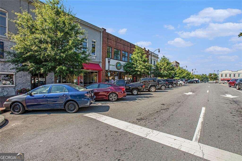 1525 Burberry Alley Property Photo 38