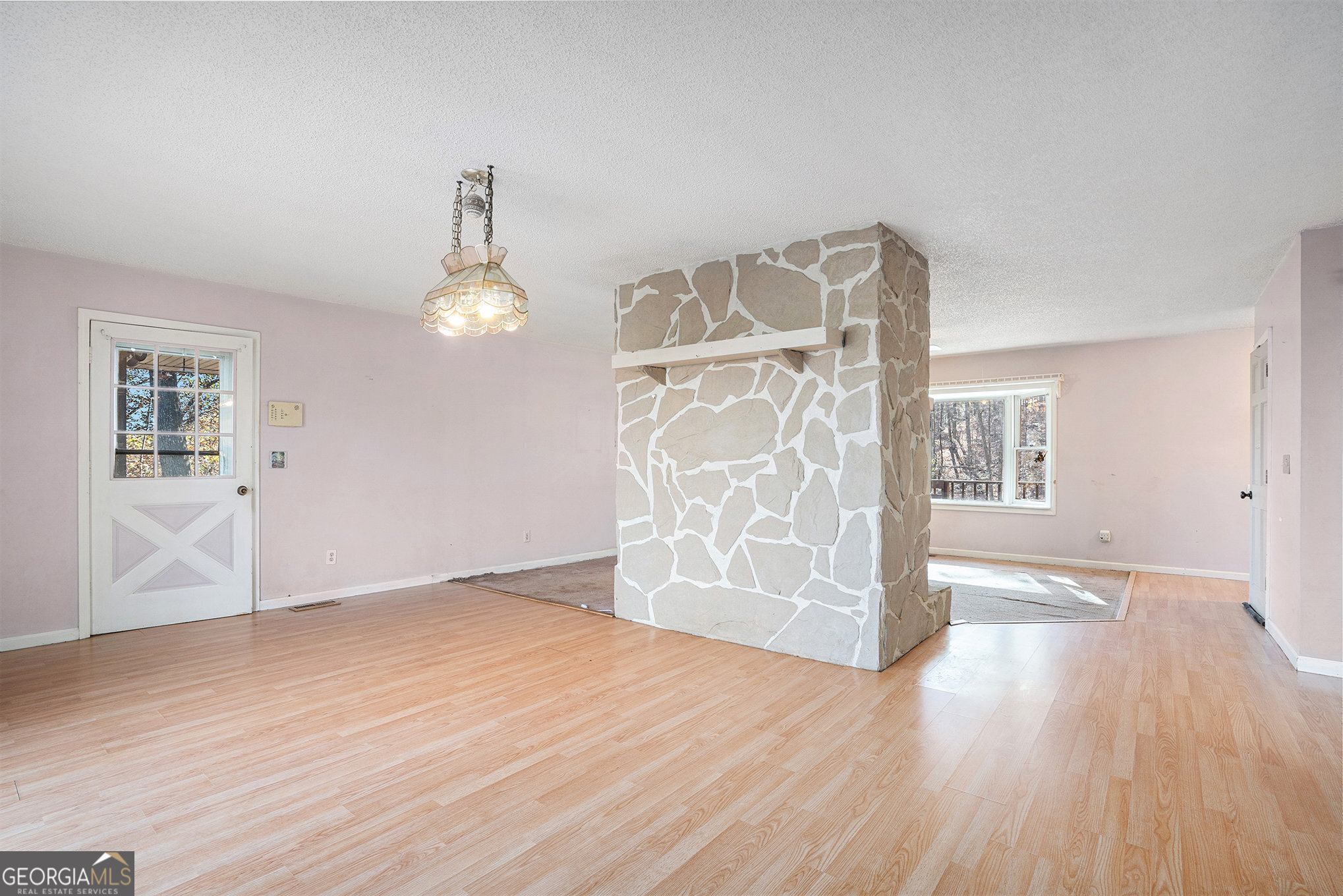 66 Cosmo Place E Property Photo 8