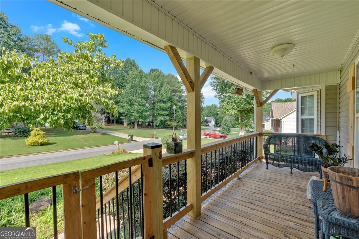 51 Meadow Spring Court Property Photo 3