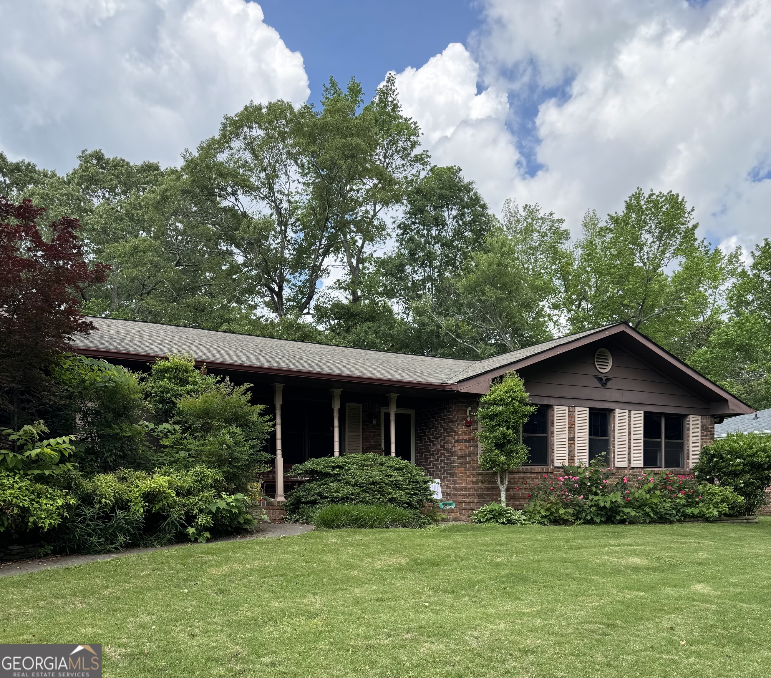 1685 Dogwood Trail Property Photo 1