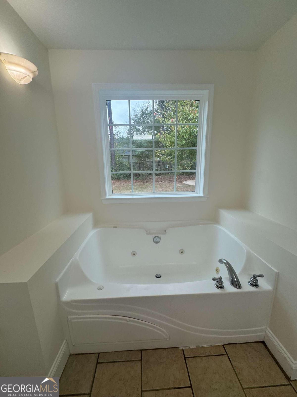 15 Granite Way Ne Property Photo 14