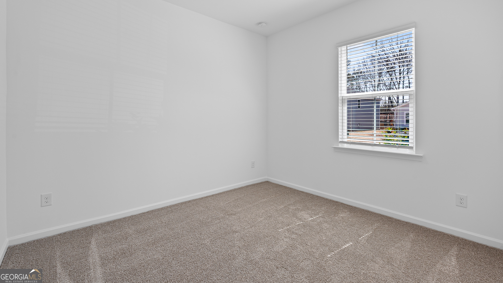 3087 Birdsong Avenue Property Photo 2