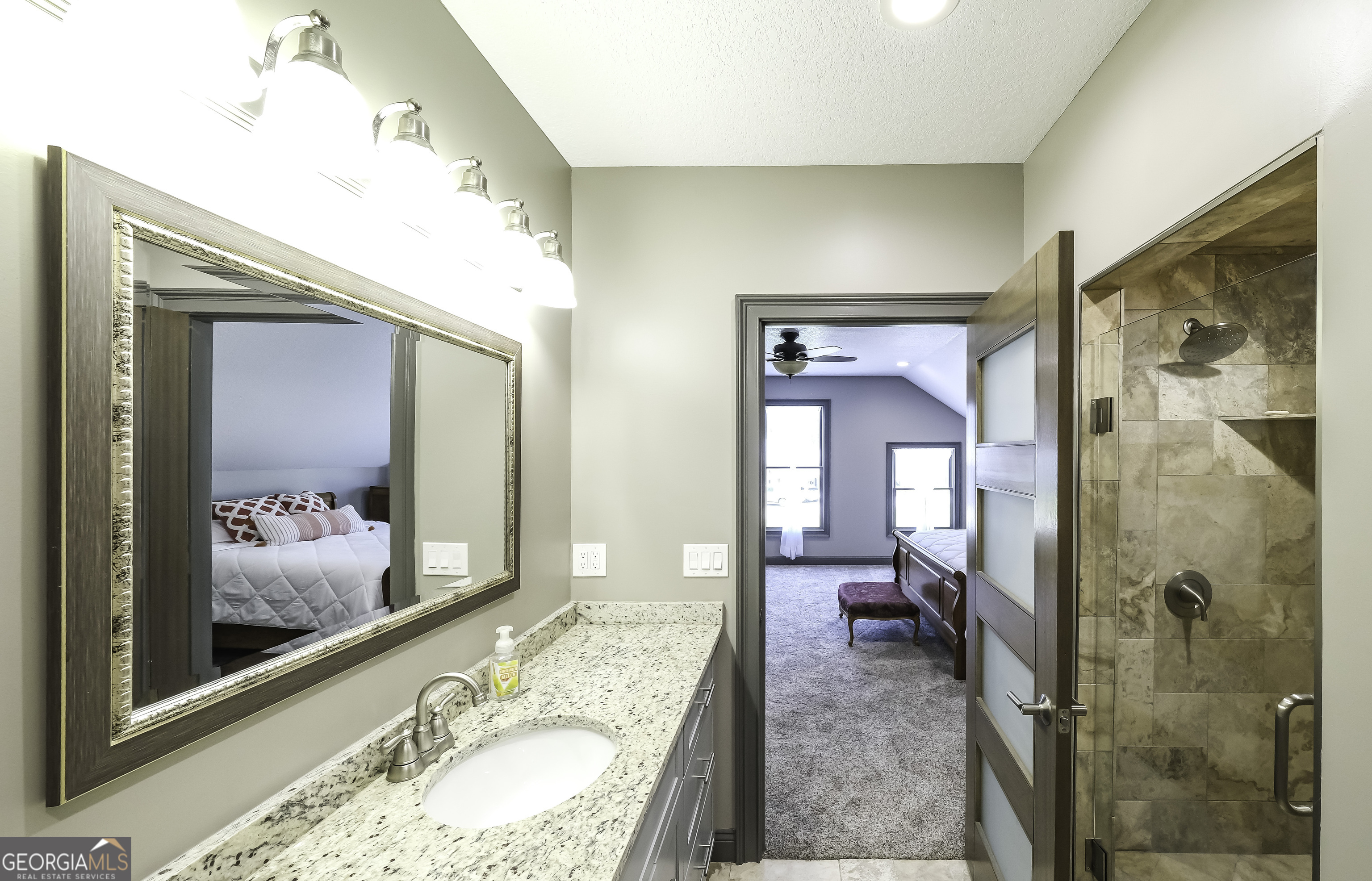 1600 Happy Hollow Road Property Photo 17