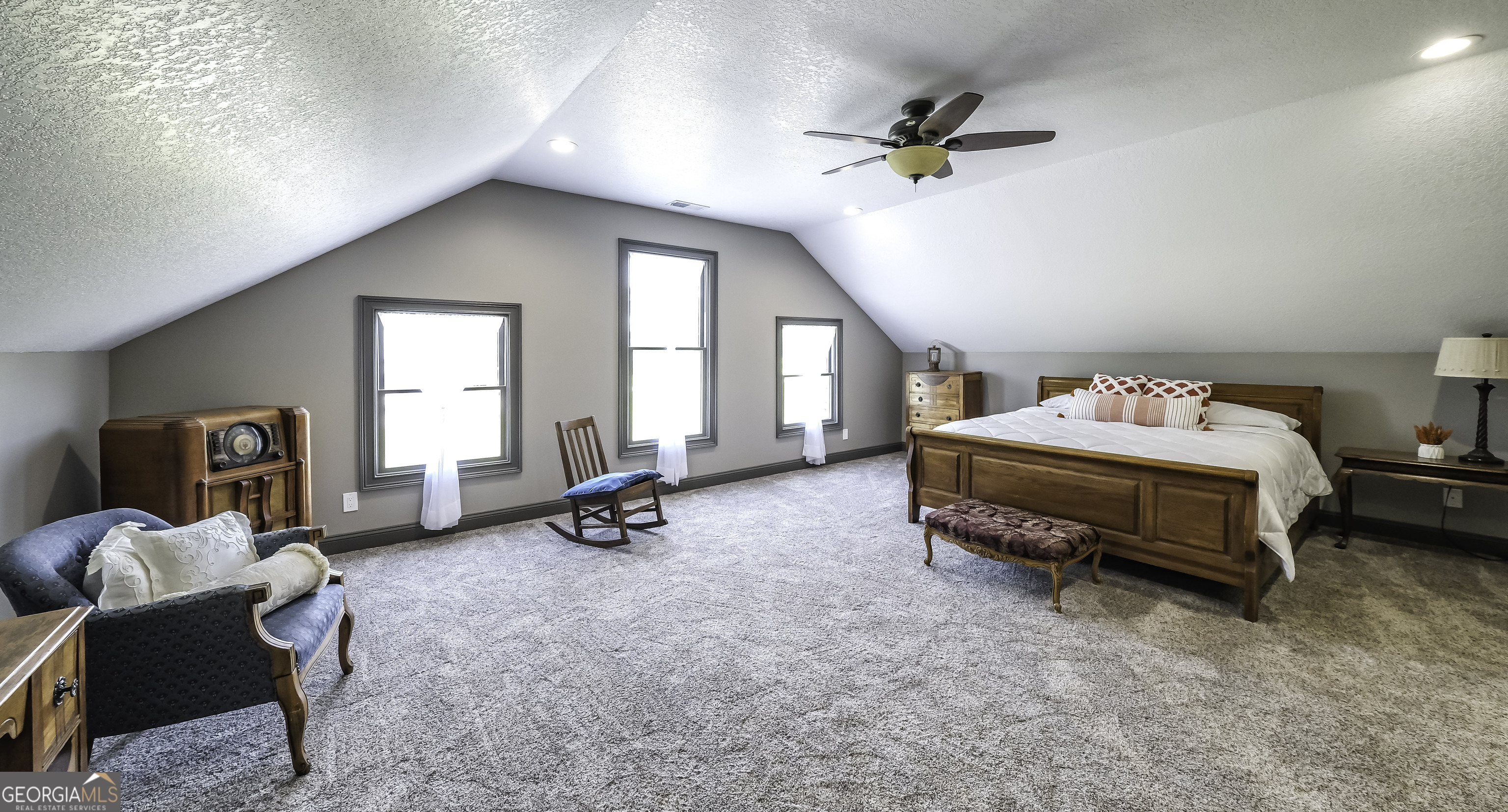 1600 Happy Hollow Road Property Photo 18