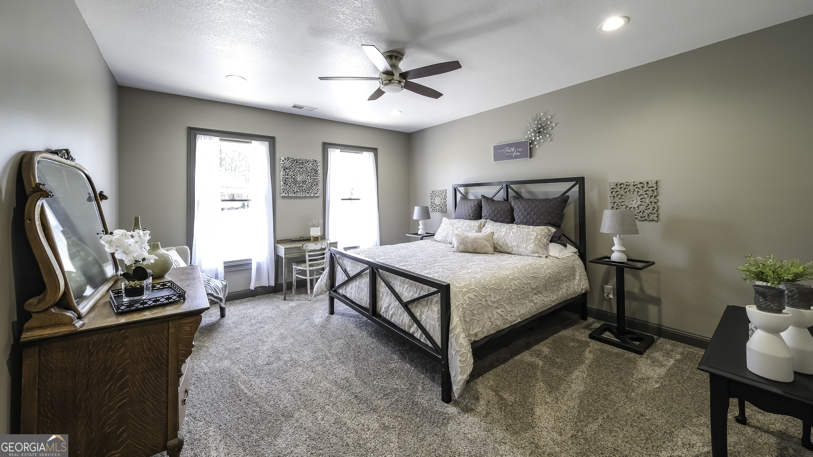 1600 Happy Hollow Road Property Photo 20