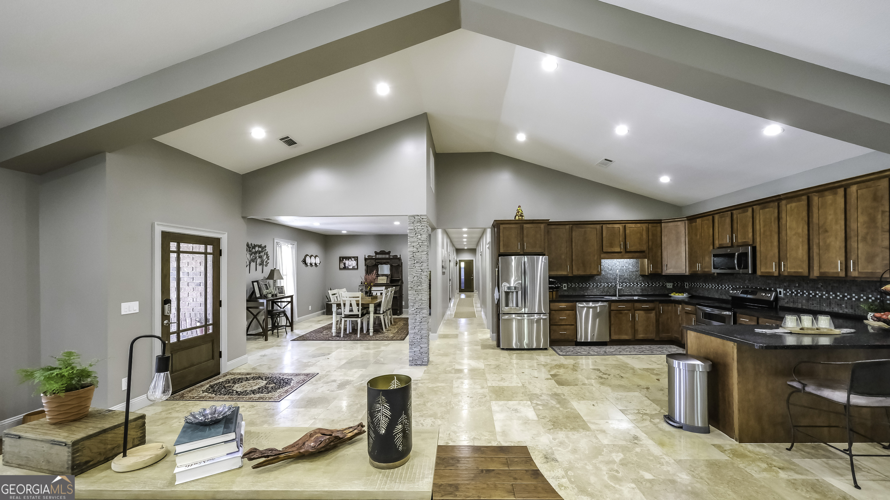 1600 Happy Hollow Road Property Photo 23