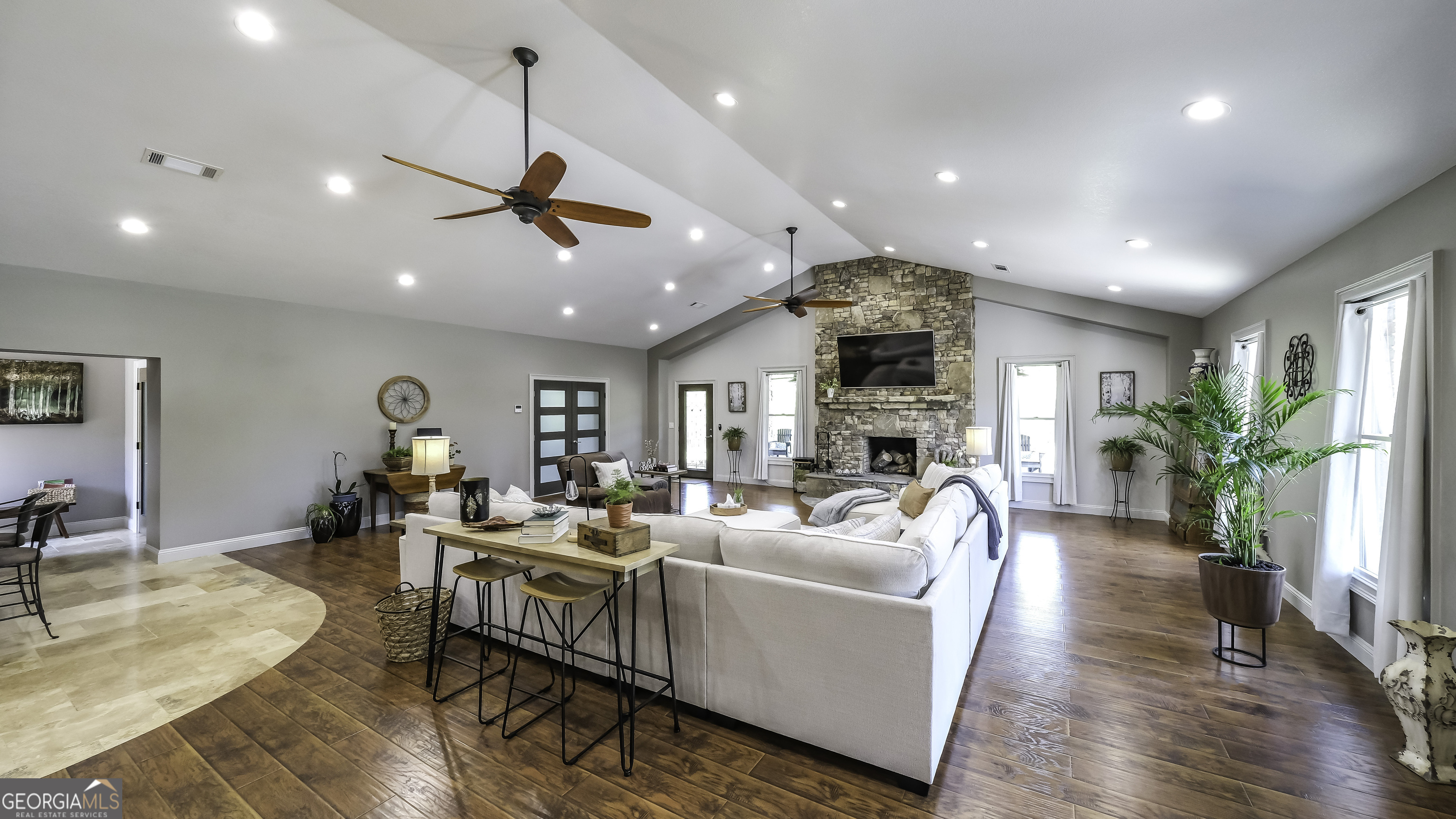 1600 Happy Hollow Road Property Photo 30