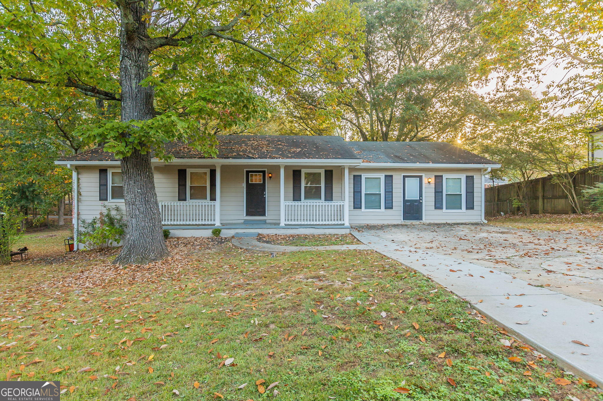 3730 Douglas Ridge Trail Property Photo 1