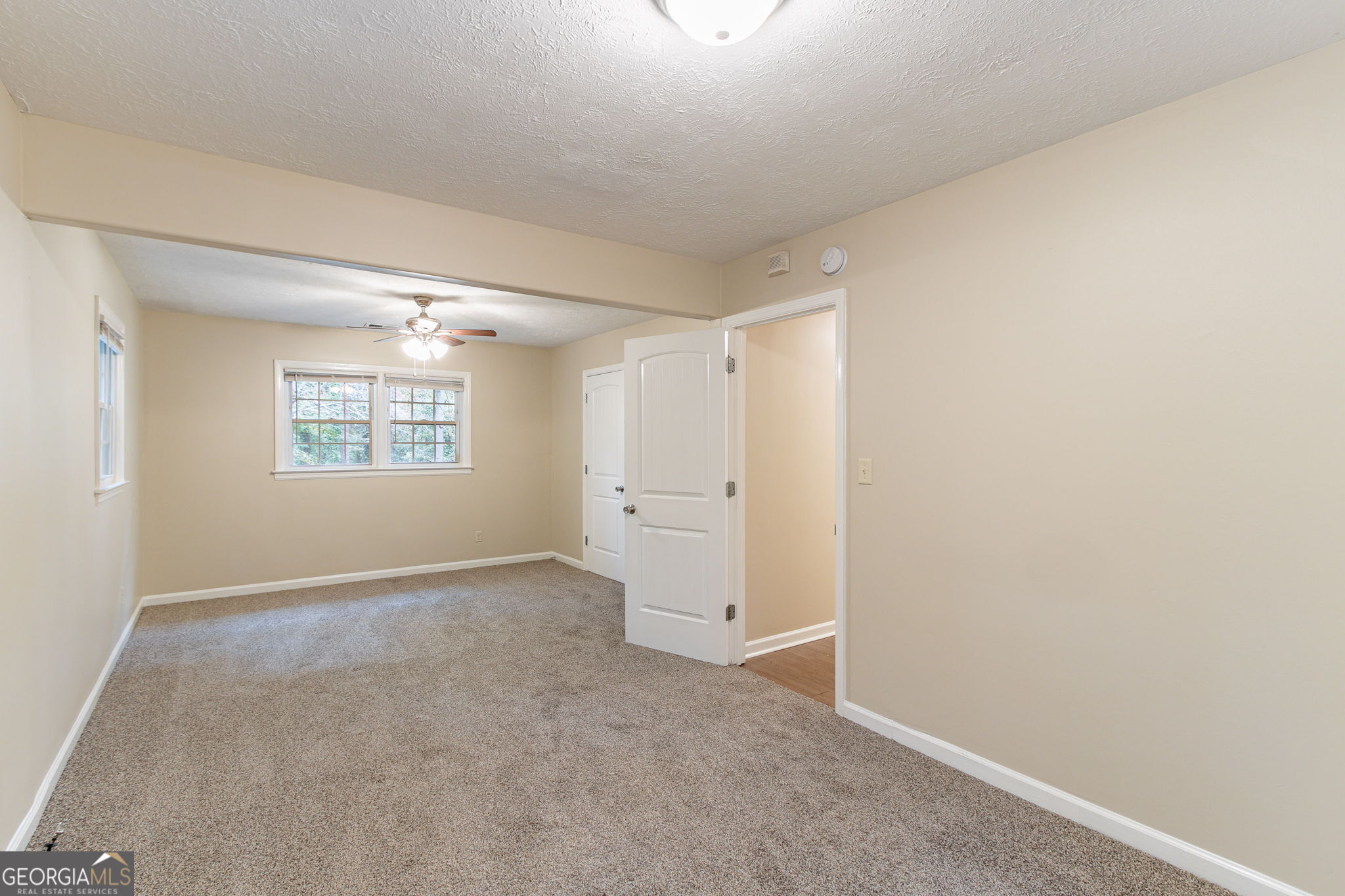 7047 Carolyn Circle Property Photo 12