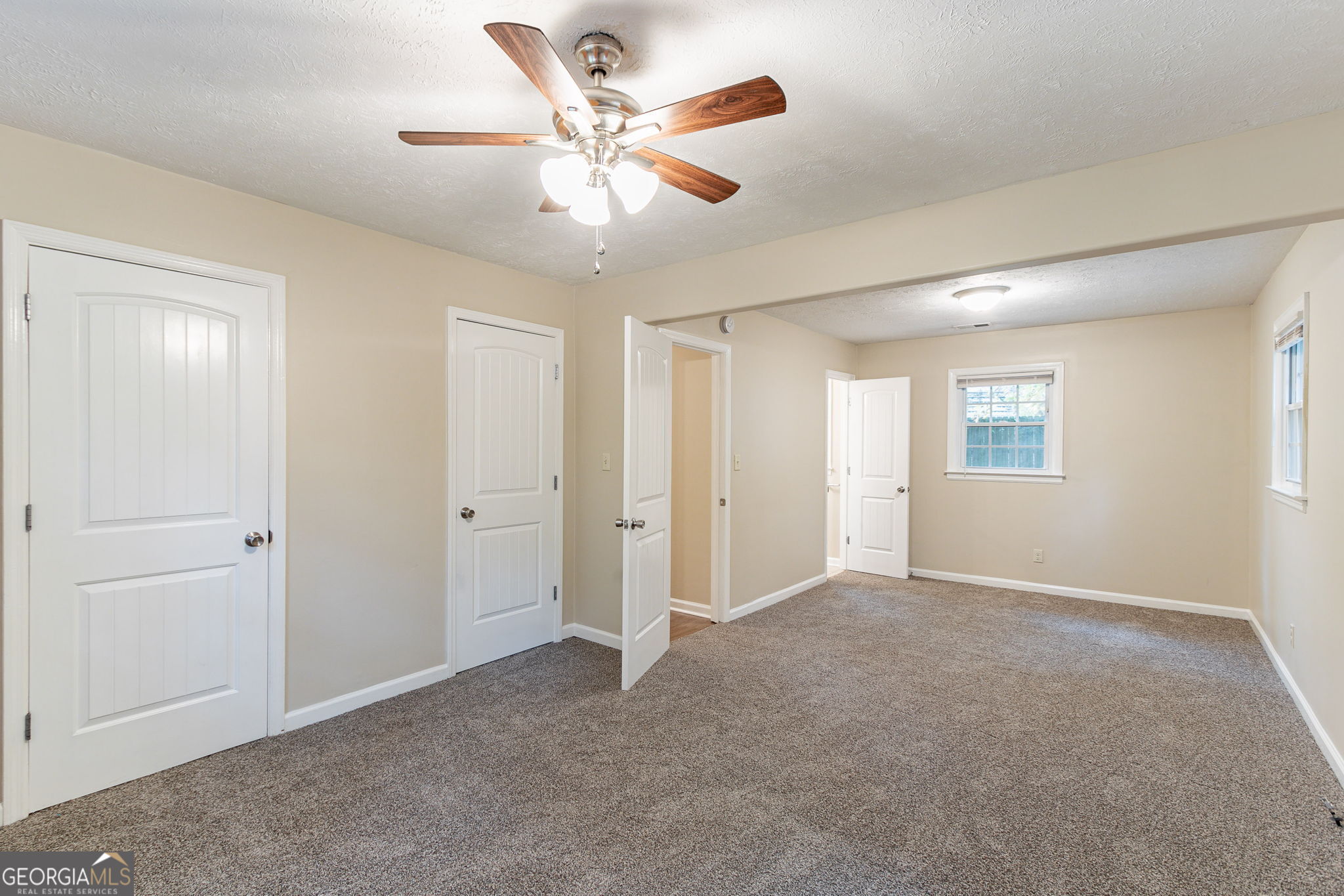 7047 Carolyn Circle Property Photo 13