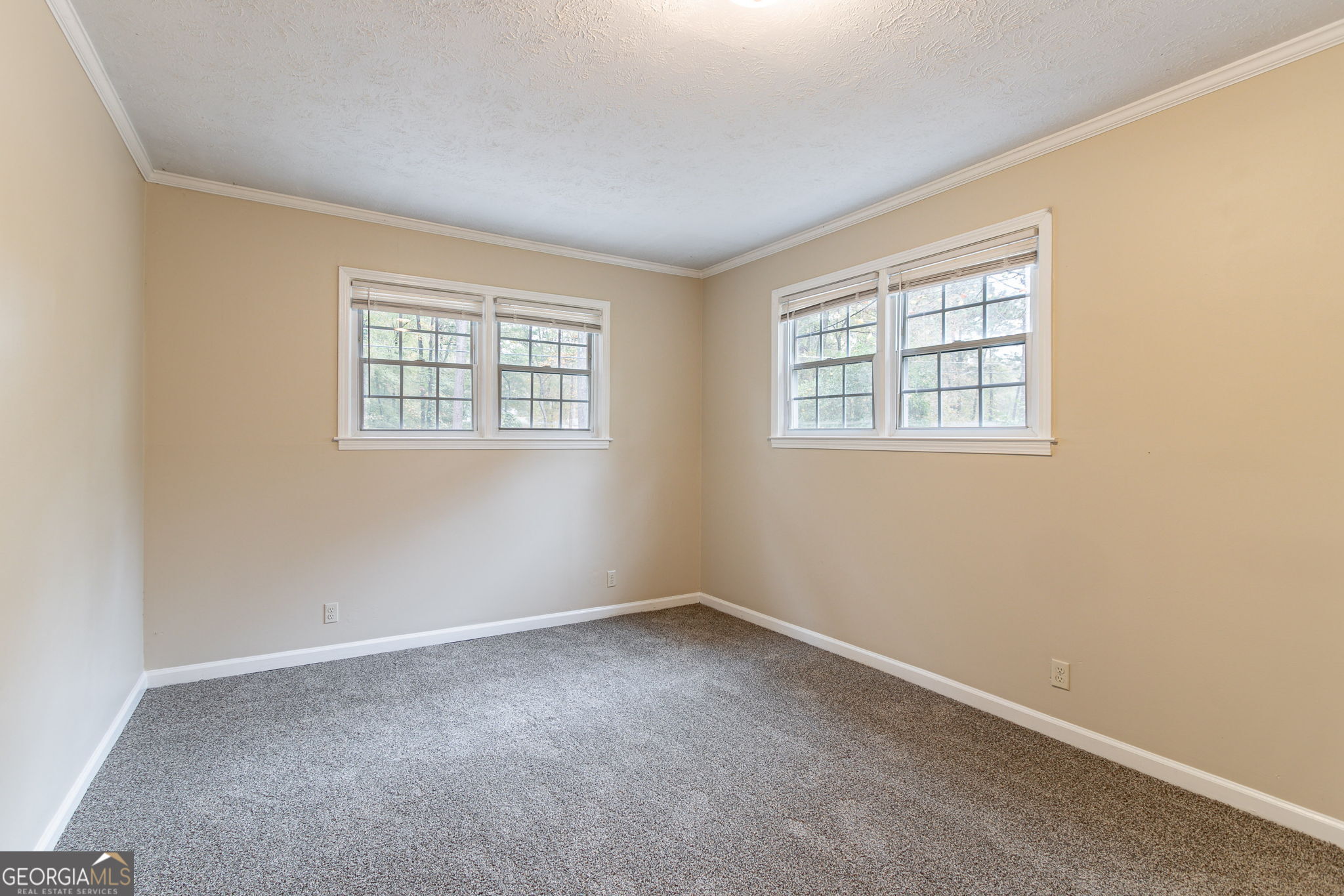 7047 Carolyn Circle Property Photo 18