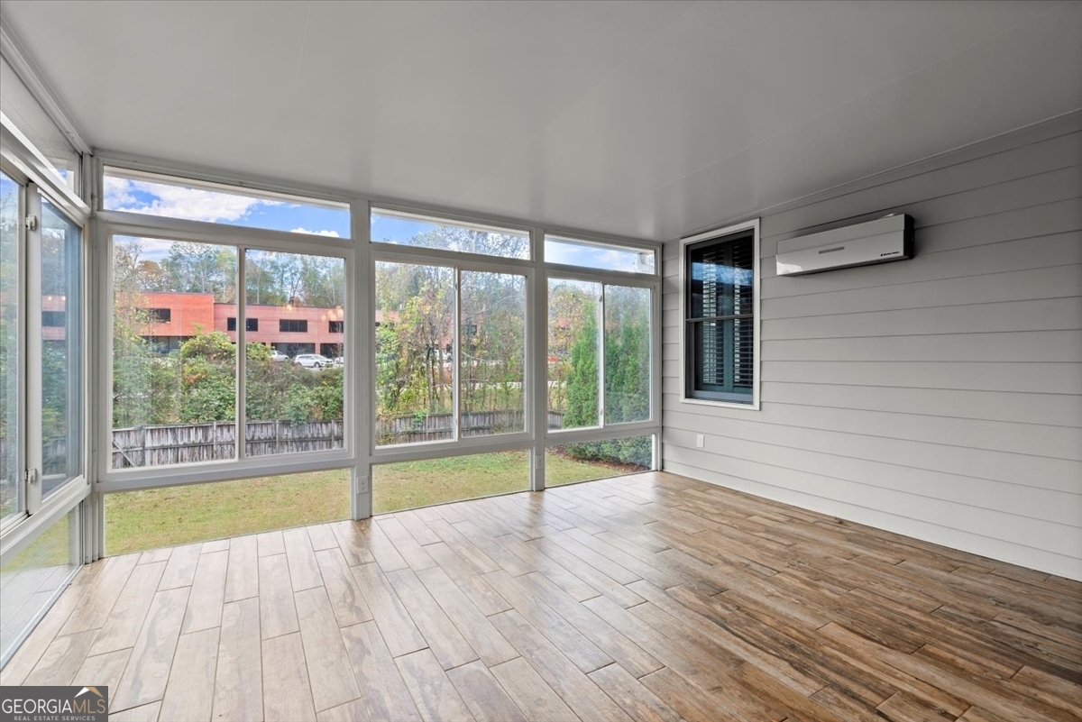 270 Old Canton Road Property Photo 8