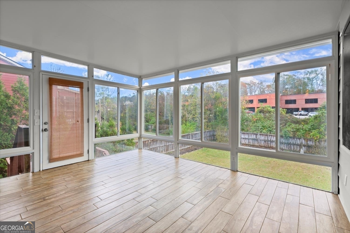 270 Old Canton Road Property Photo 12