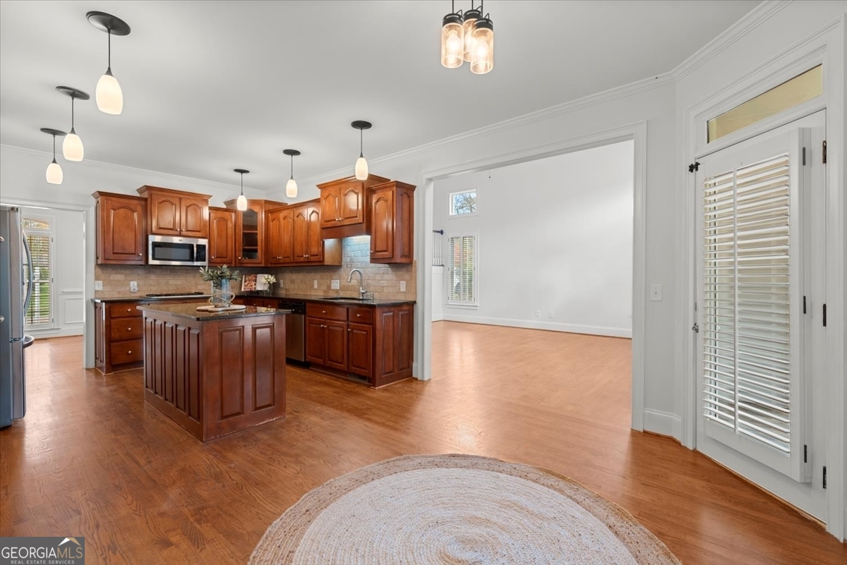 270 Old Canton Road Property Photo 32