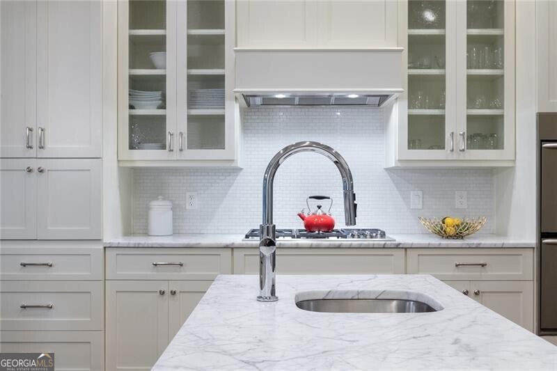 1010 Angelo Court Ne Property Photo 11