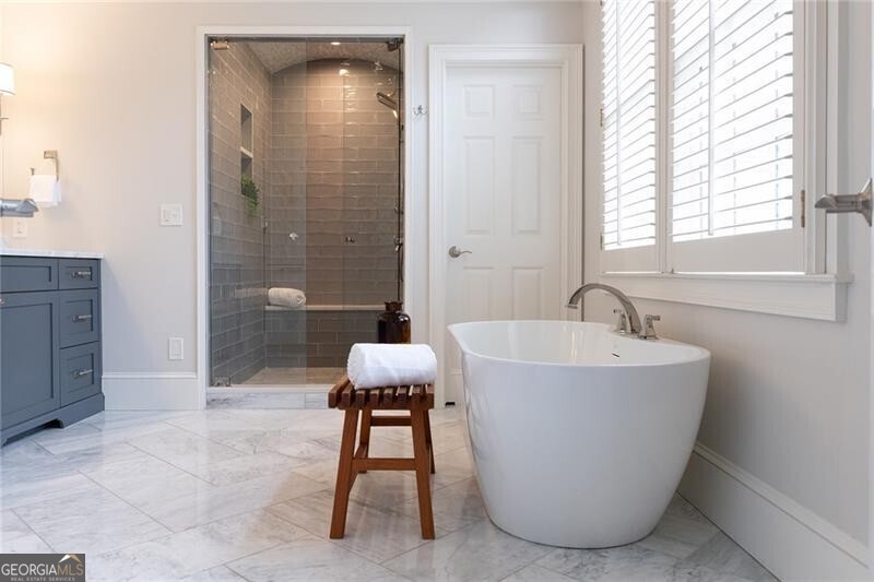 1010 Angelo Court Ne Property Photo 26