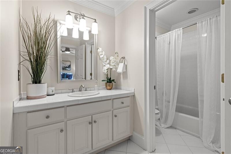 1010 Angelo Court Ne Property Photo 34