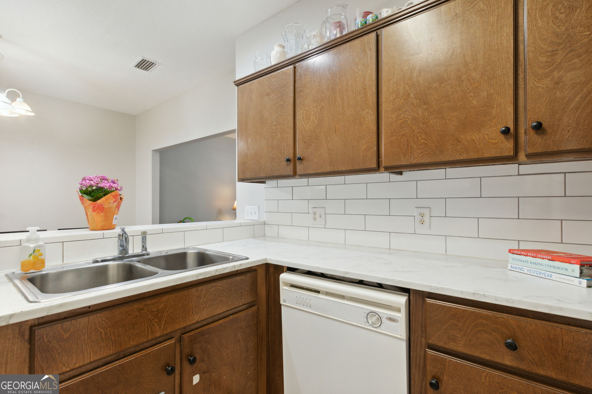 105 Magnolia Court Property Photo 11