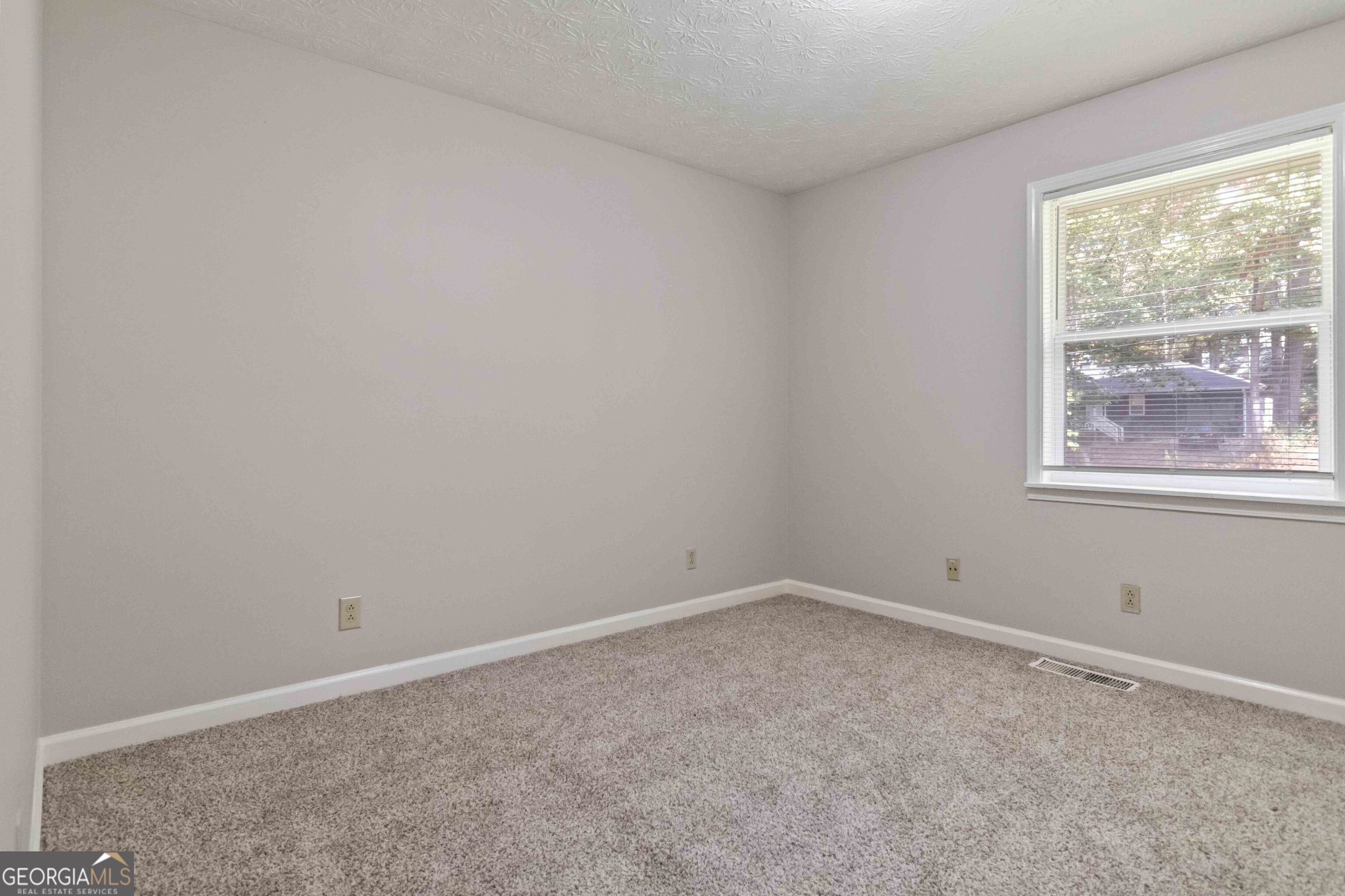 117 Neal Avenue Property Photo 14