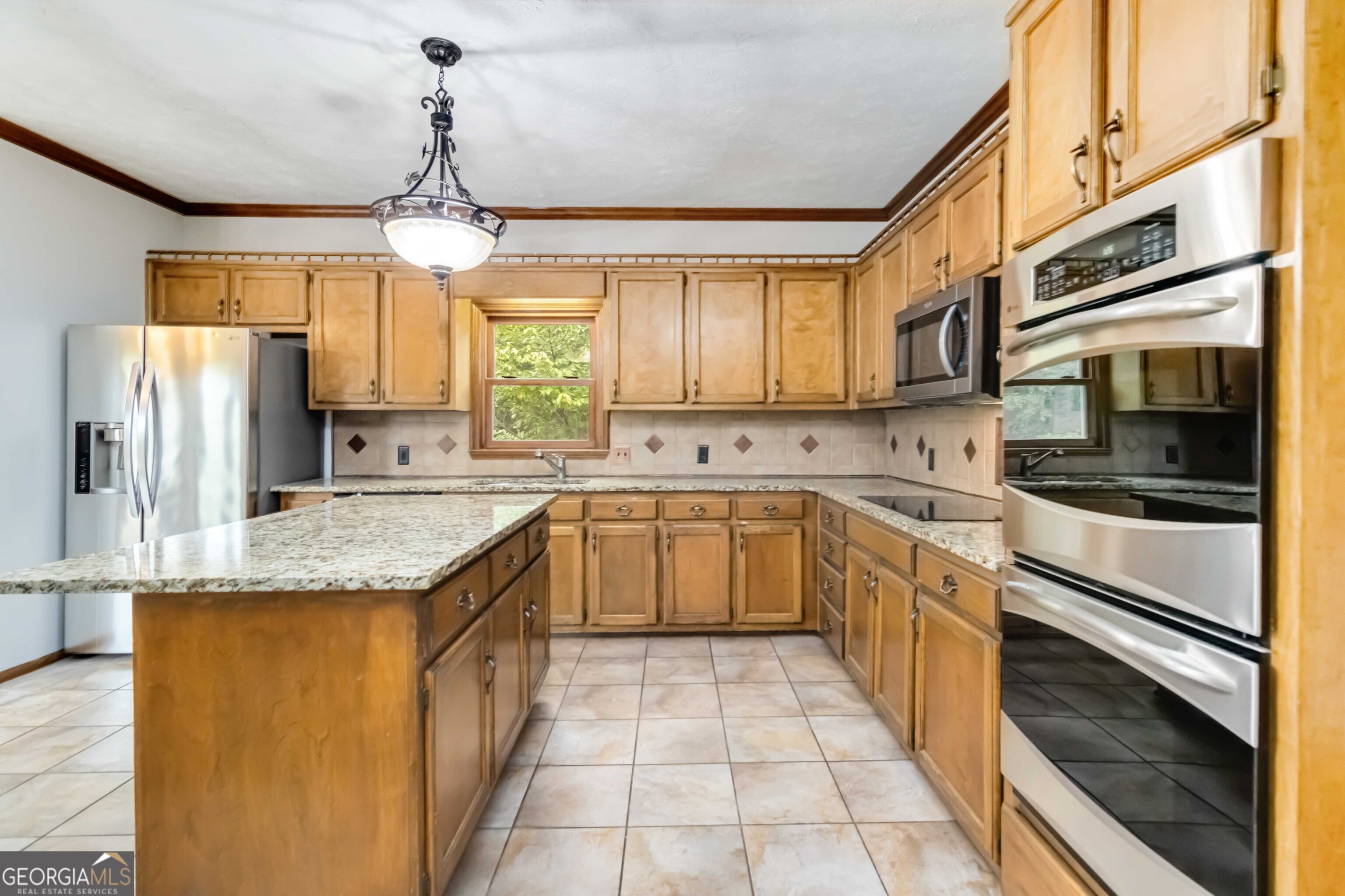 9070 Twelvestones Drive Property Photo 16