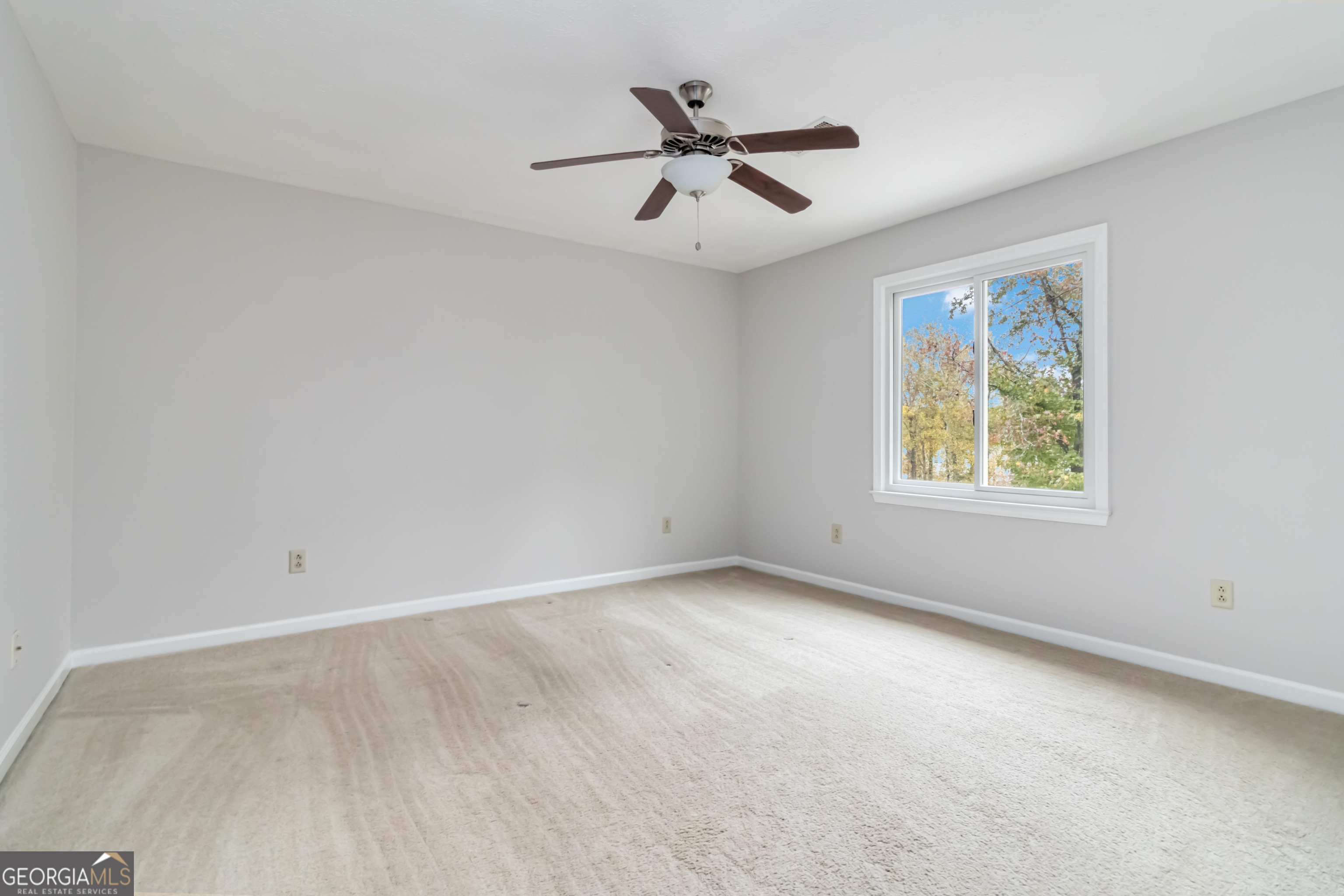9070 Twelvestones Drive Property Photo 23