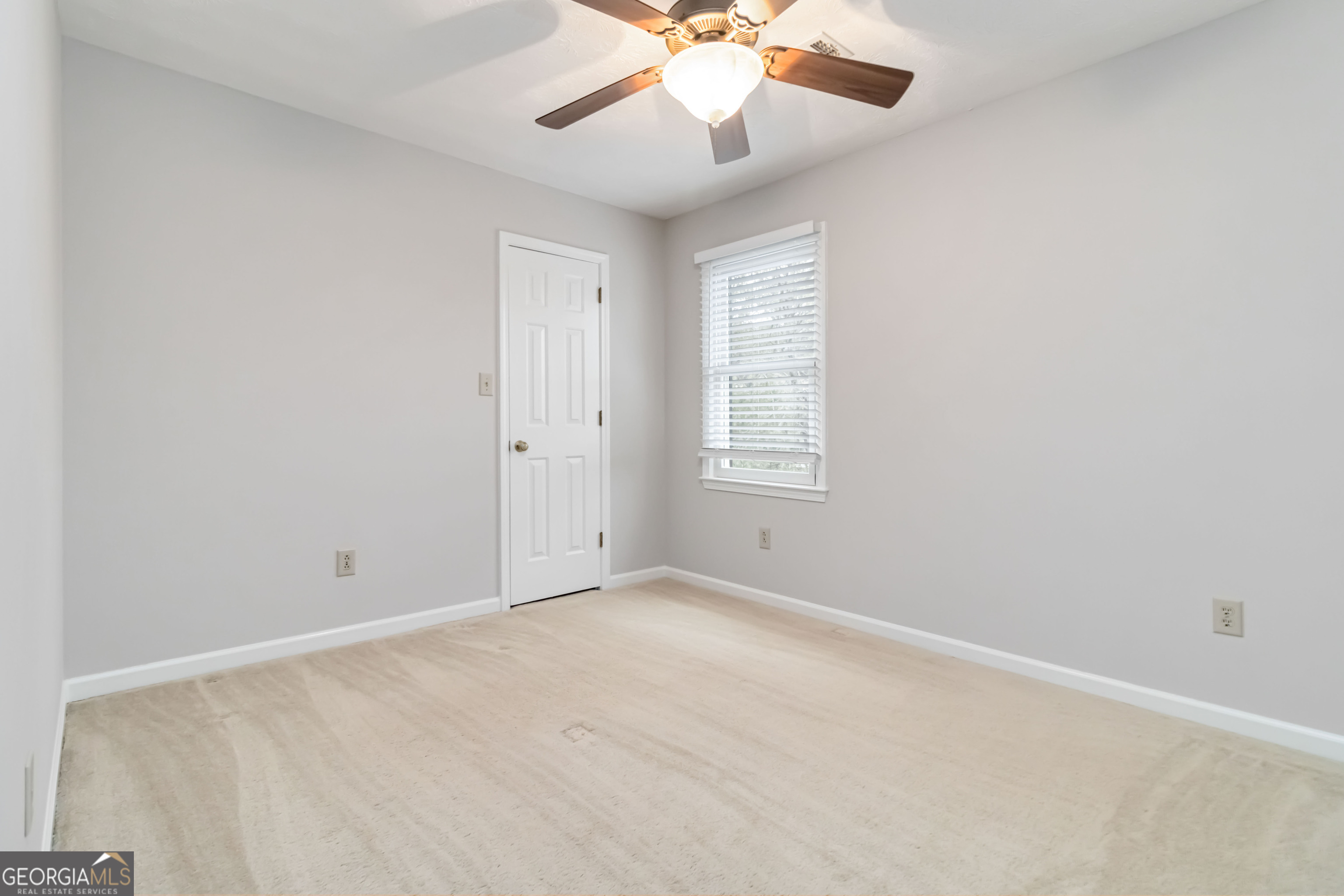 9070 Twelvestones Drive Property Photo 28