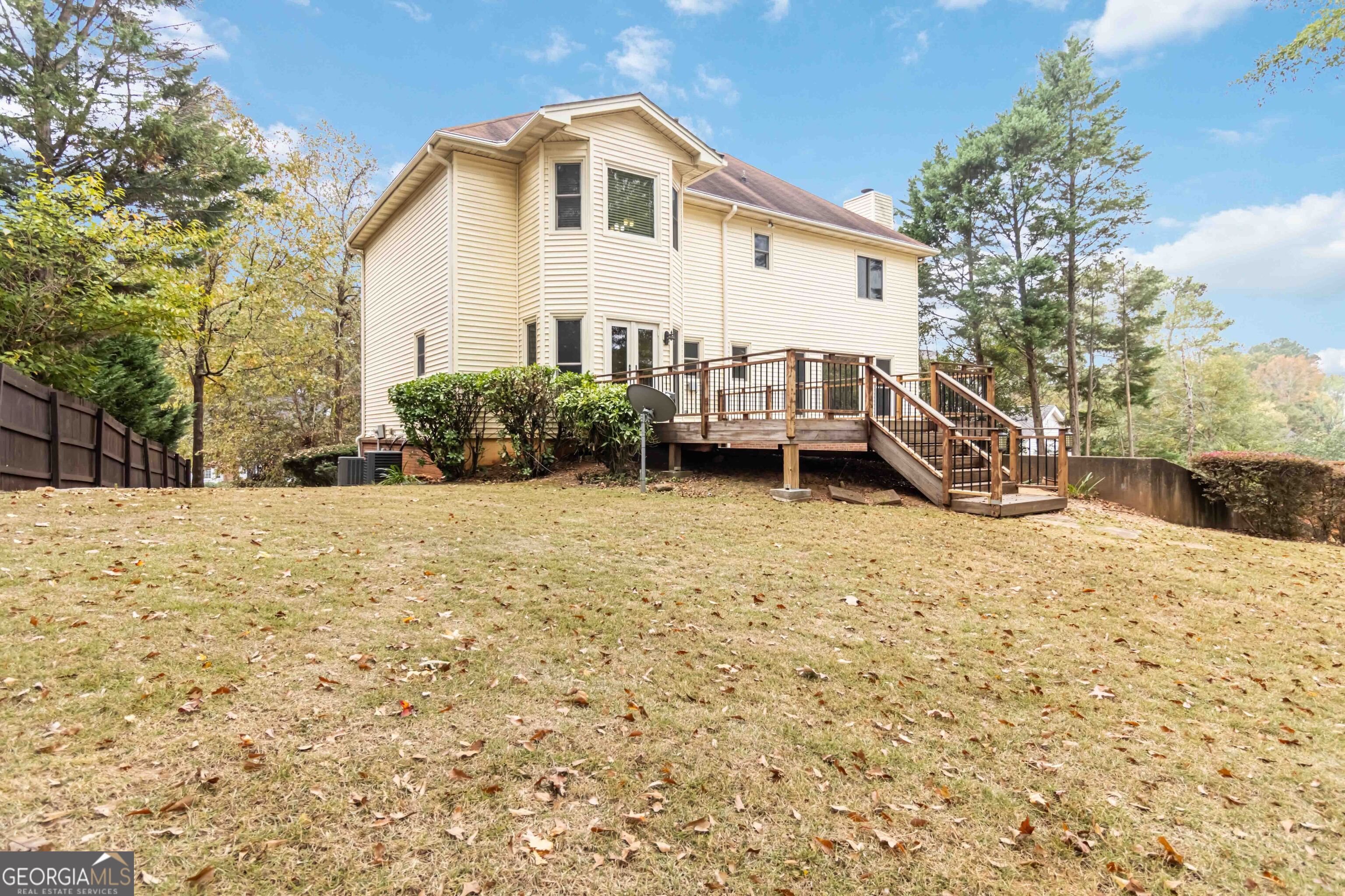 9070 Twelvestones Drive Property Photo 34