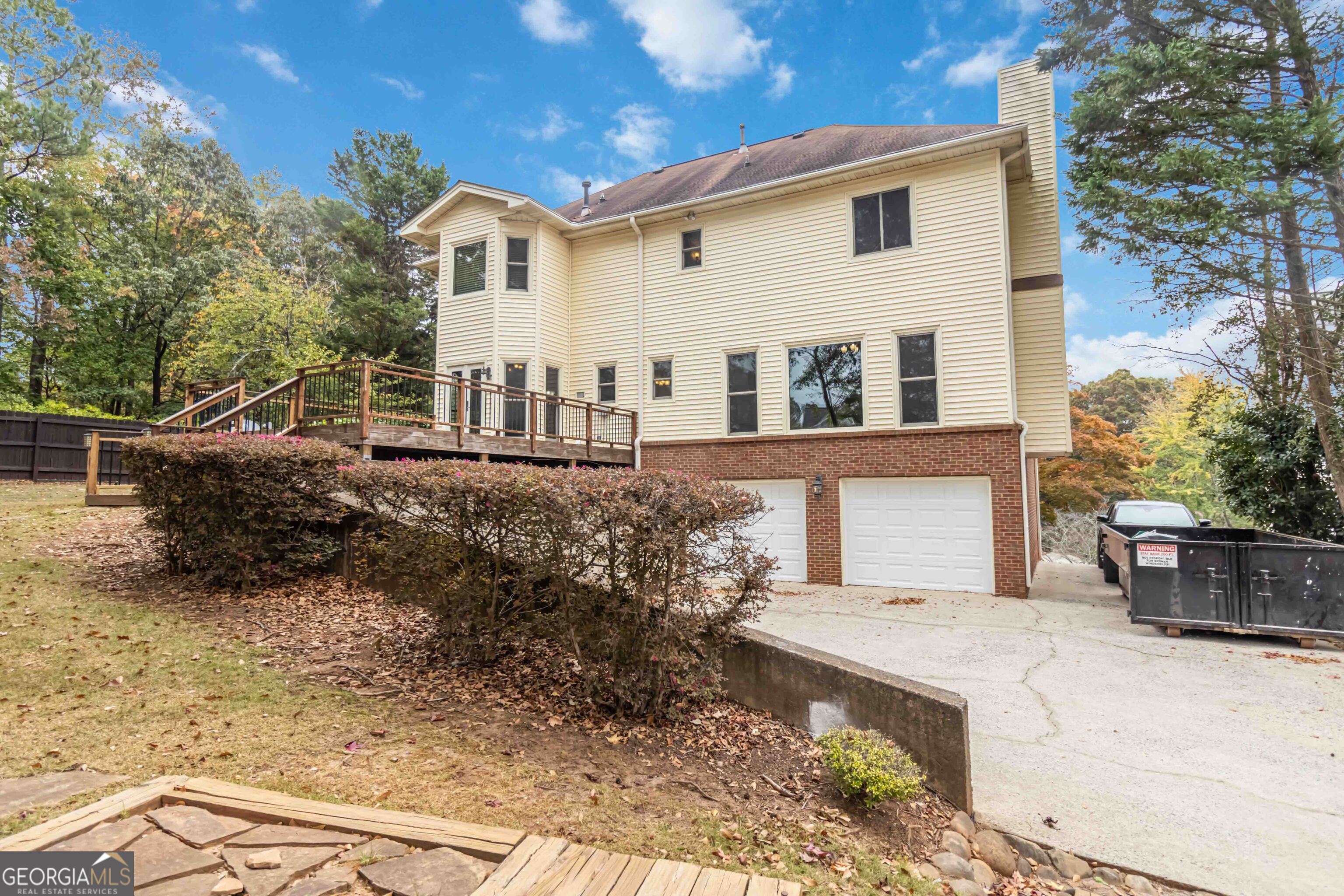 9070 Twelvestones Drive Property Photo 35