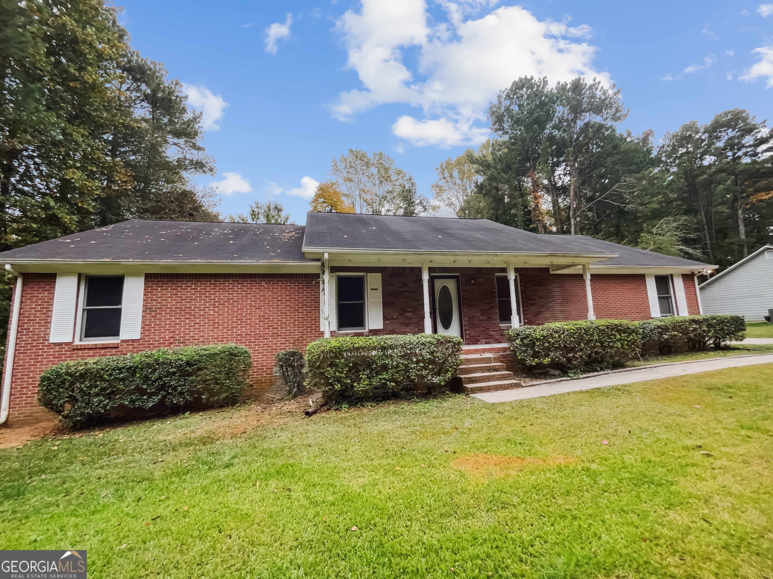 1583 Thornwood Drive Property Photo 9