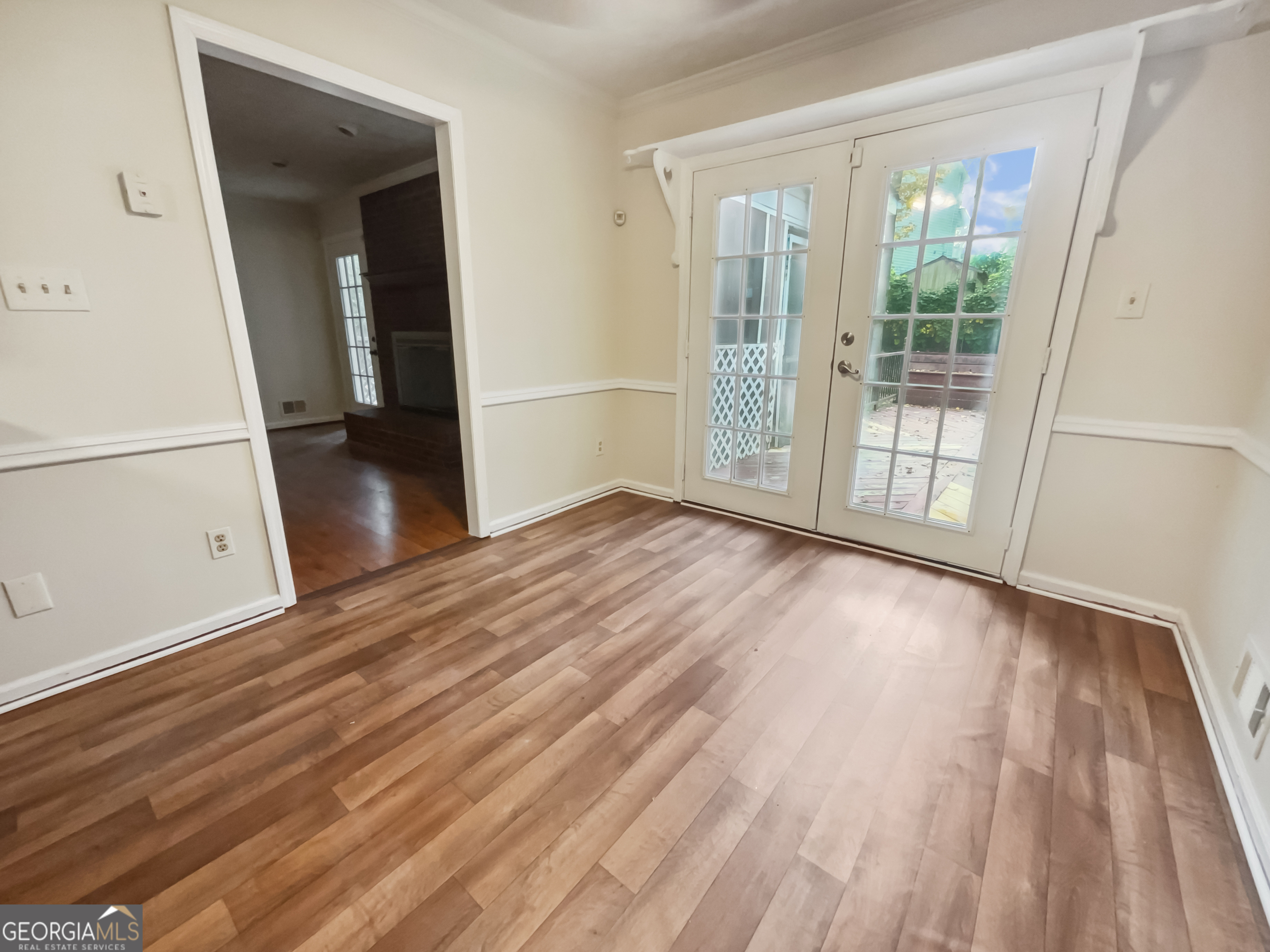 1583 Thornwood Drive Property Photo 12