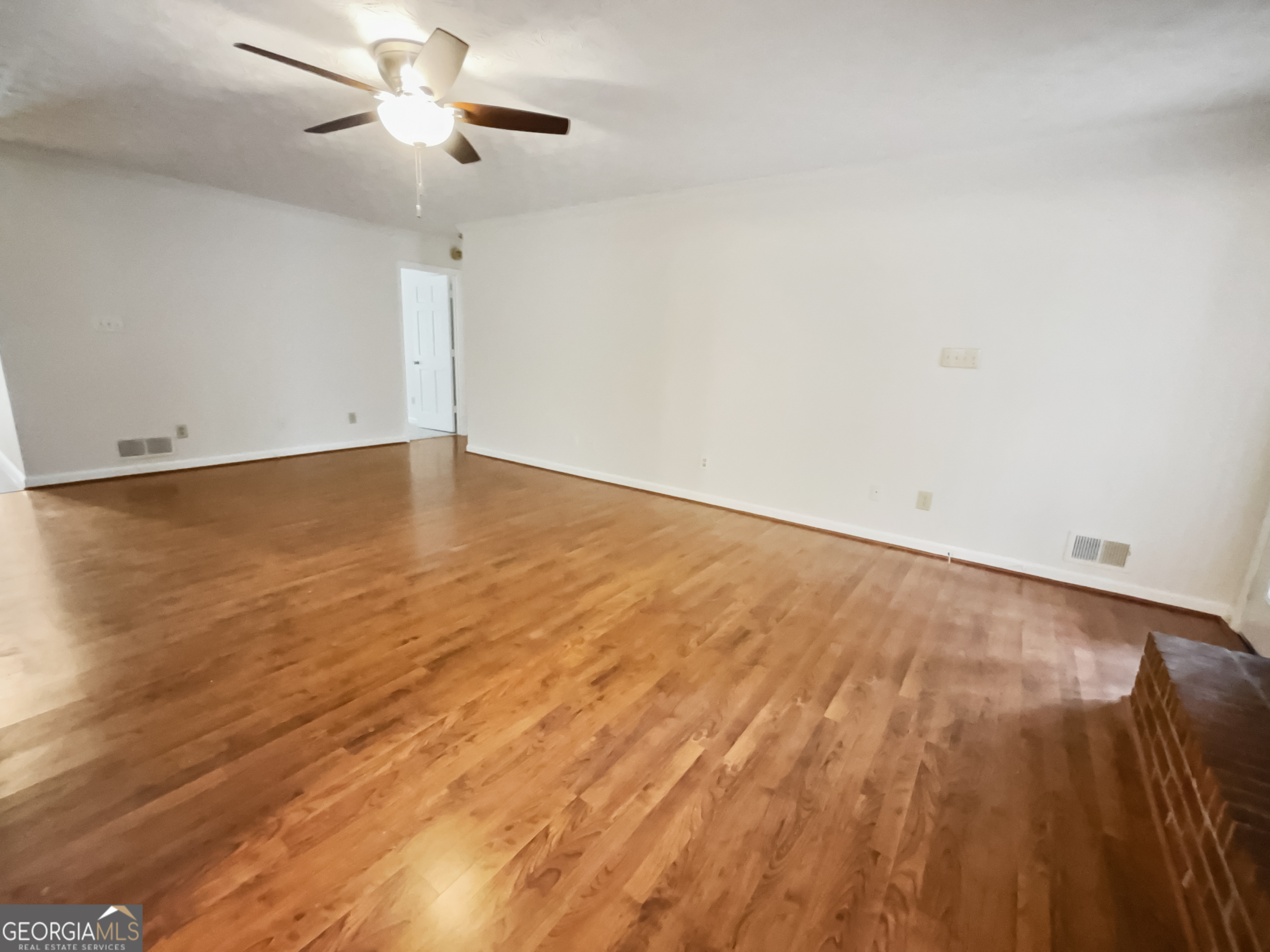 1583 Thornwood Drive Property Photo 14