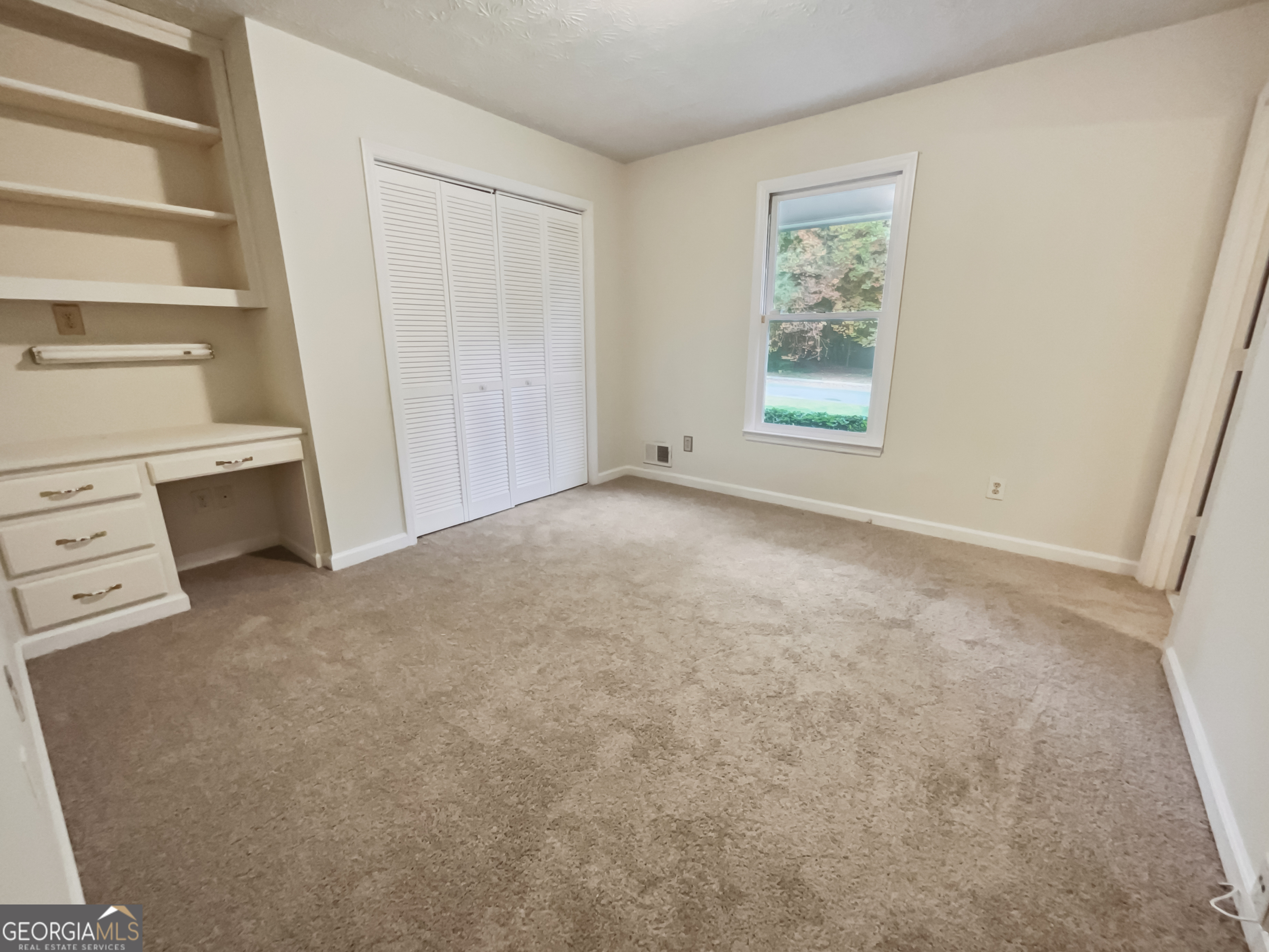 1583 Thornwood Drive Property Photo 15
