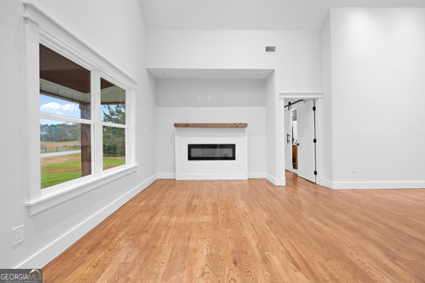 352 Welcome To Arnco Road Property Photo 4