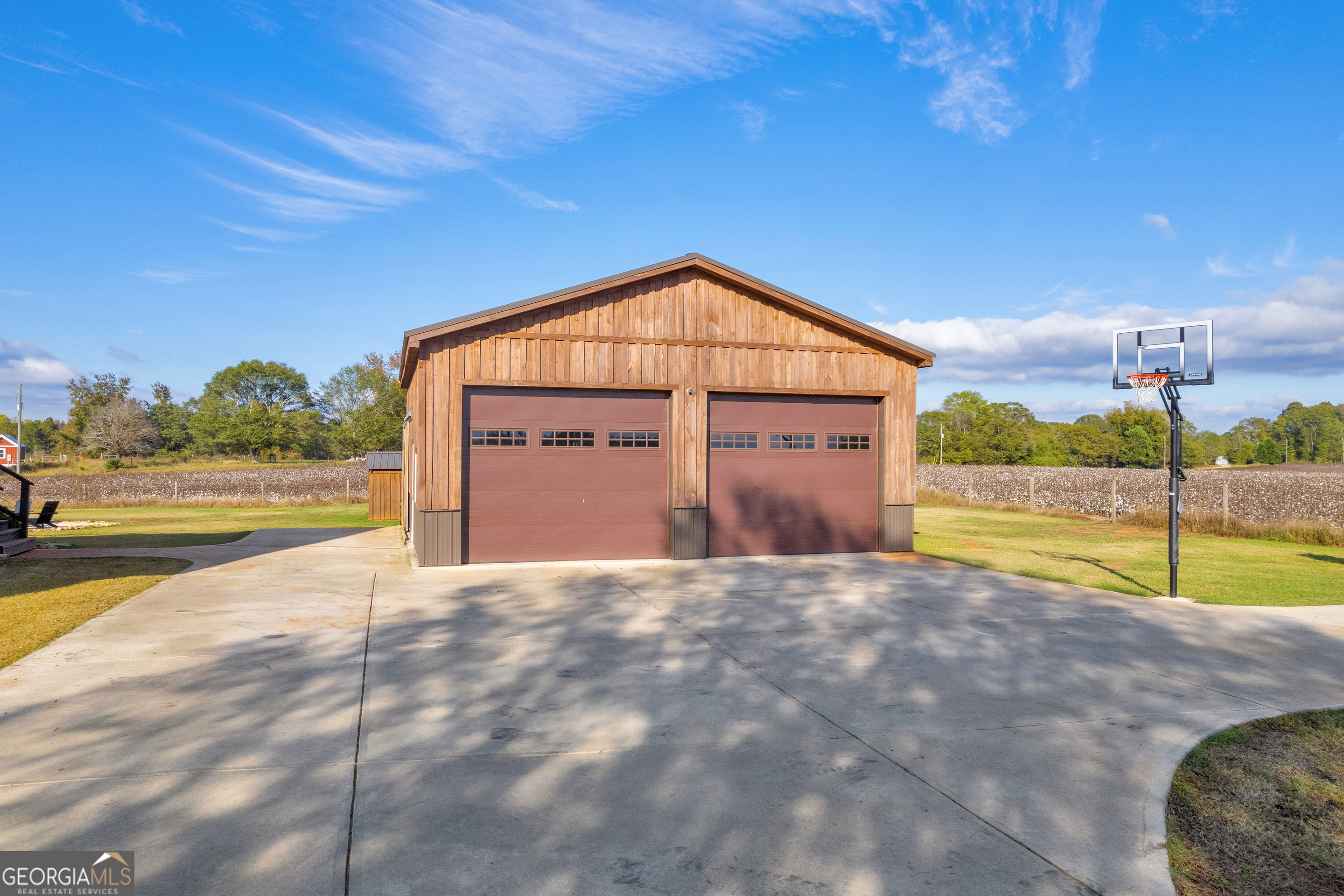 1250 Parker Creek Road Property Photo 5