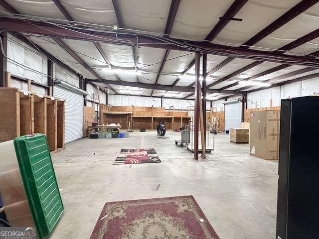 307 E First Street Property Photo 18