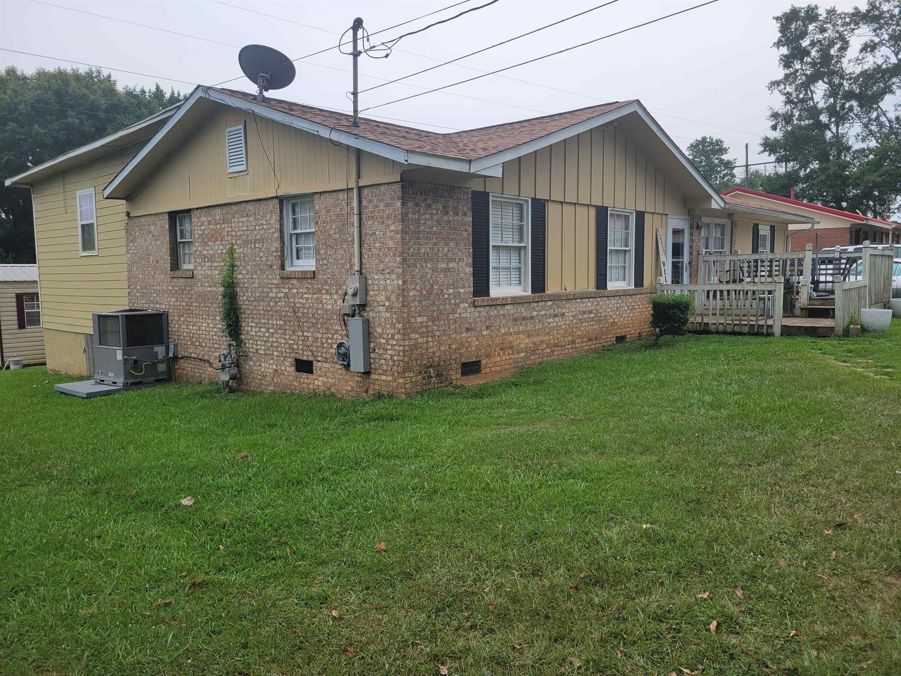 1044 Porter Drive Property Photo 3