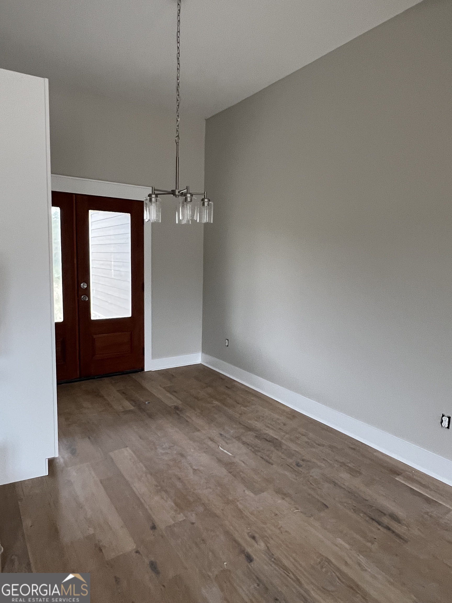 1159 Paris Avenue Property Photo 6