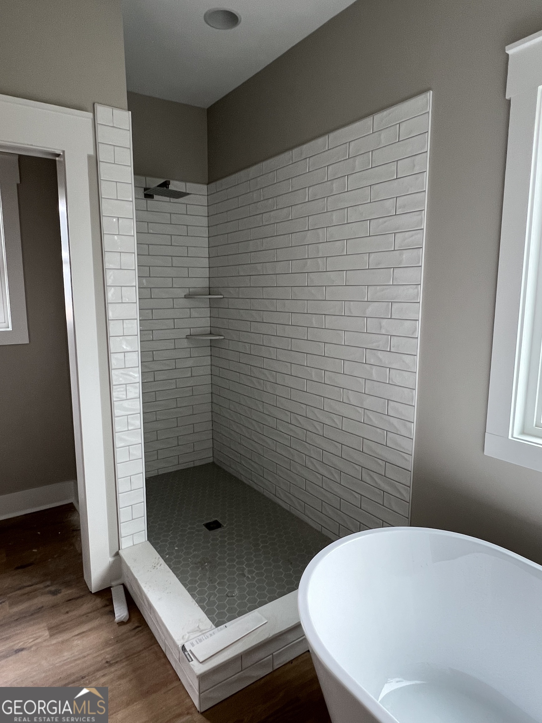 1159 Paris Avenue Property Photo 9