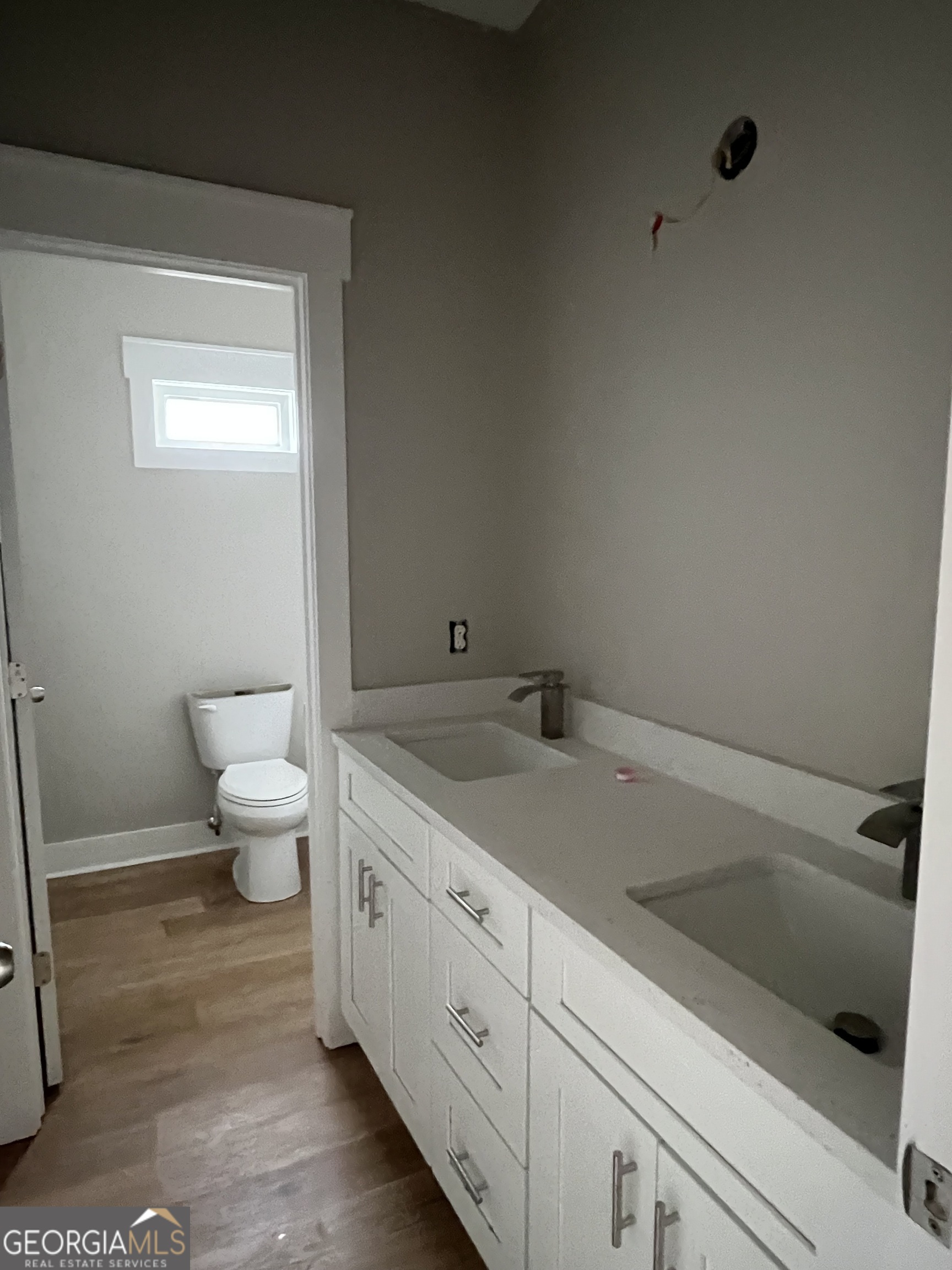 1159 Paris Avenue Property Photo 15