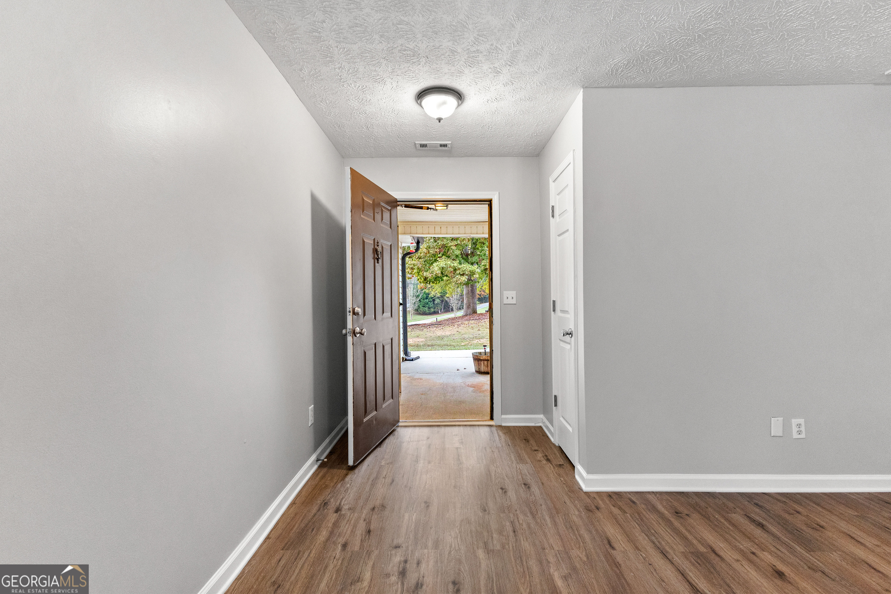45 Jim Bullard Place Property Photo 6