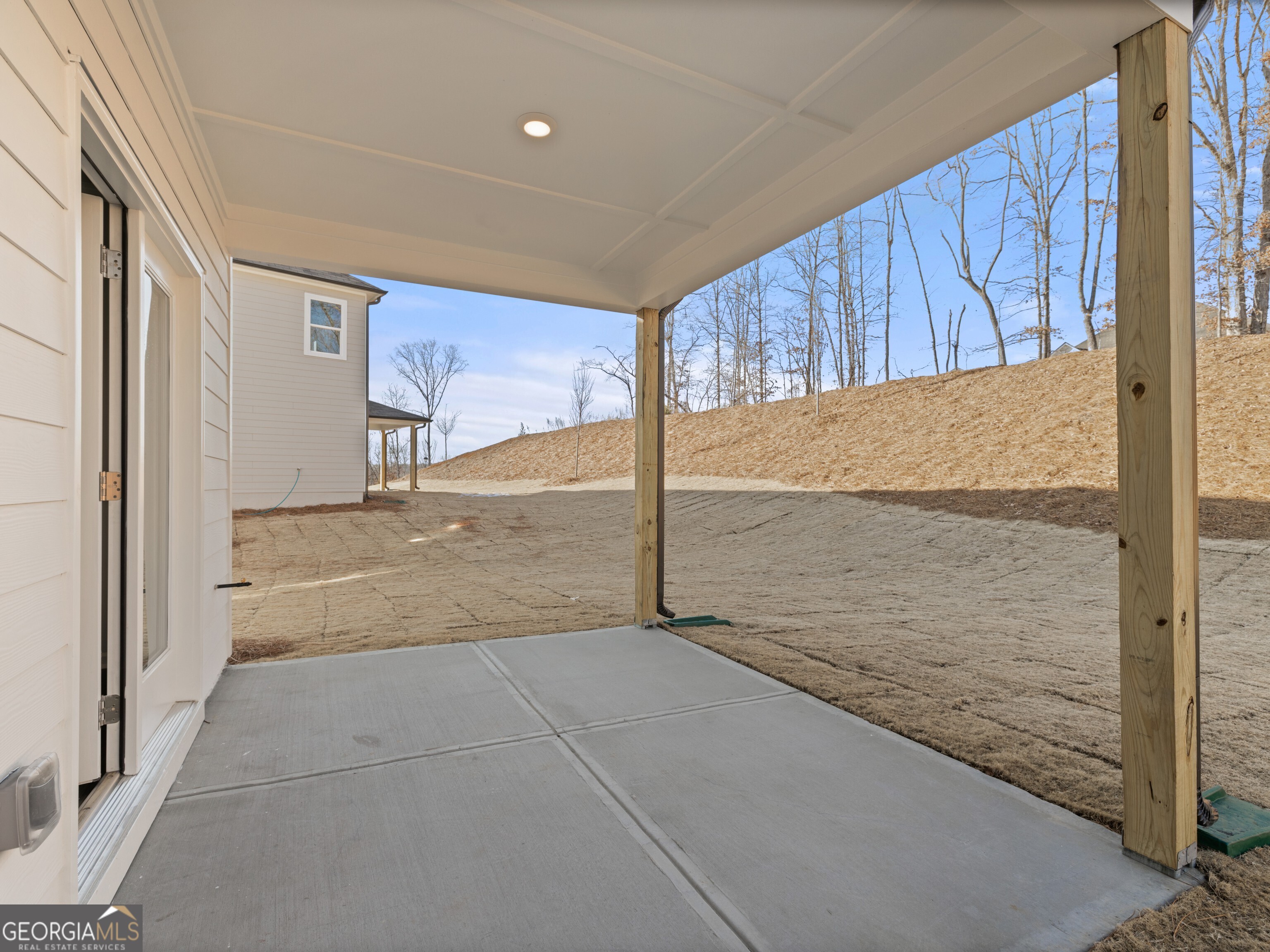 4040 Peregrine Way Property Photo 13