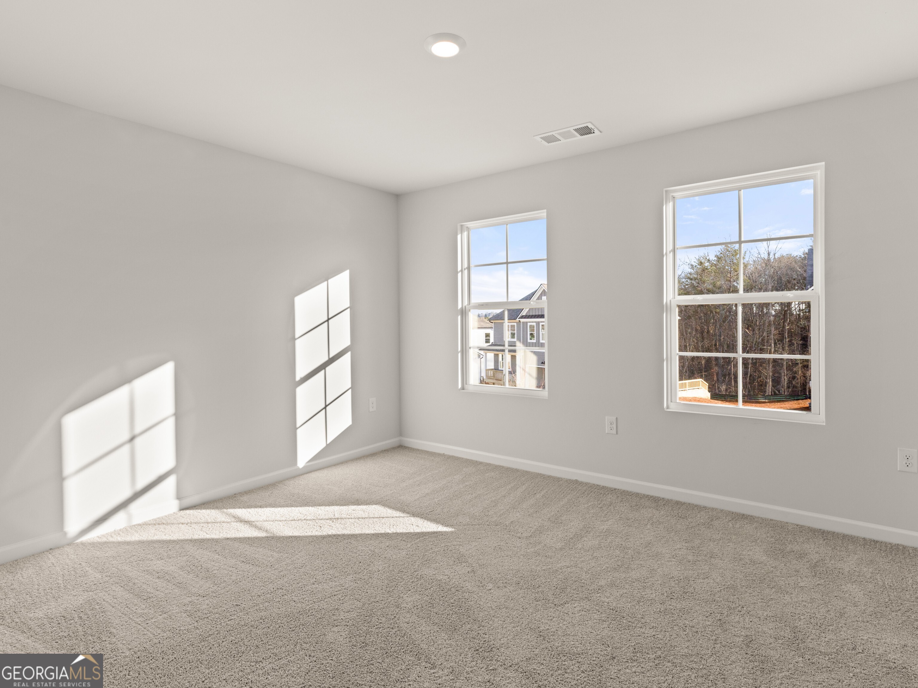 4040 Peregrine Way Property Photo 24